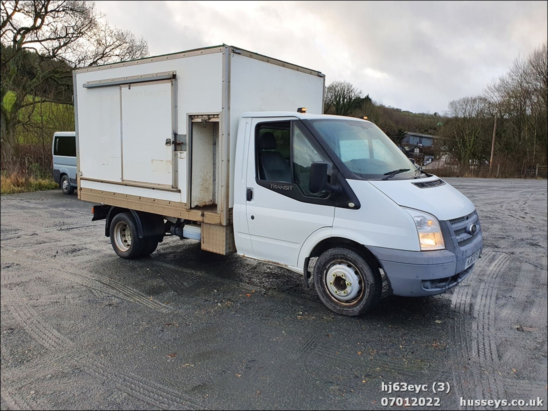 13/63 FORD TRANSIT 100 T350 RWD - 2198cc 3dr Tipper (White, 126k) - Image 4 of 34