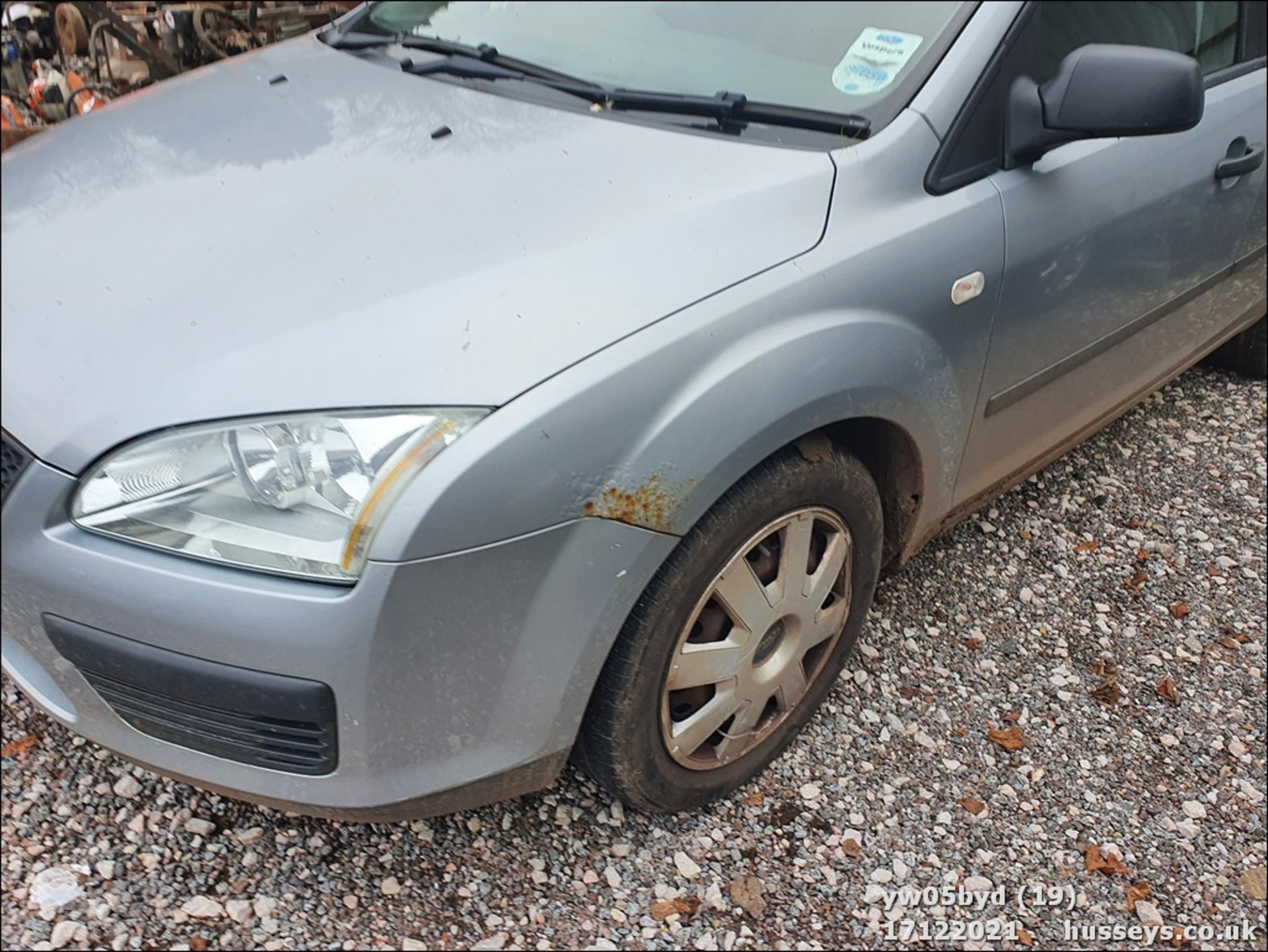 05/05 FORD FOCUS LX T - 1596cc 5dr Estate (Silver, 99k) - Image 19 of 23