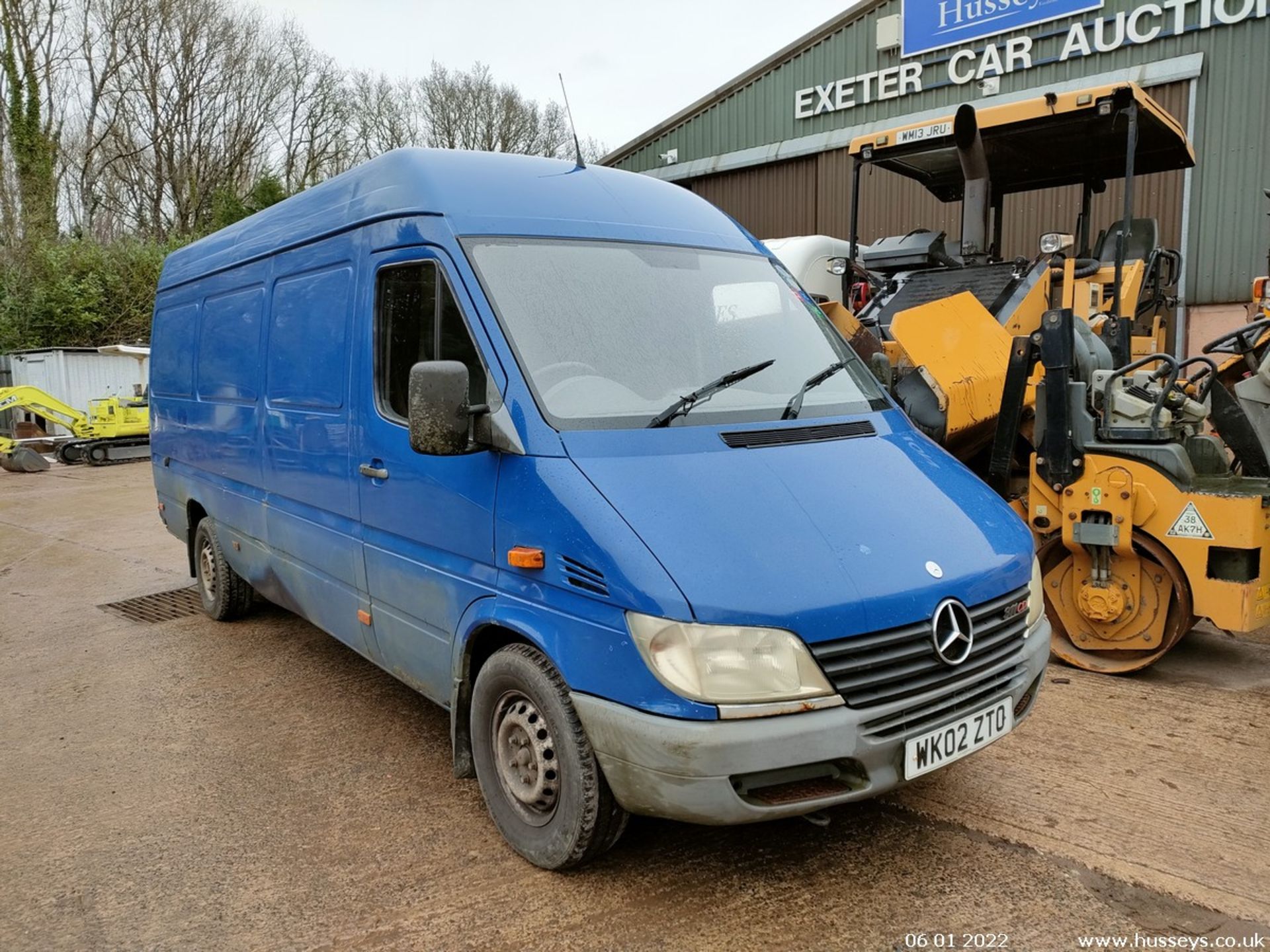 02/02 MERCEDES SPRINTER 311 CDI LWB - 2151cc 5dr Van (Blue) - Image 2 of 27