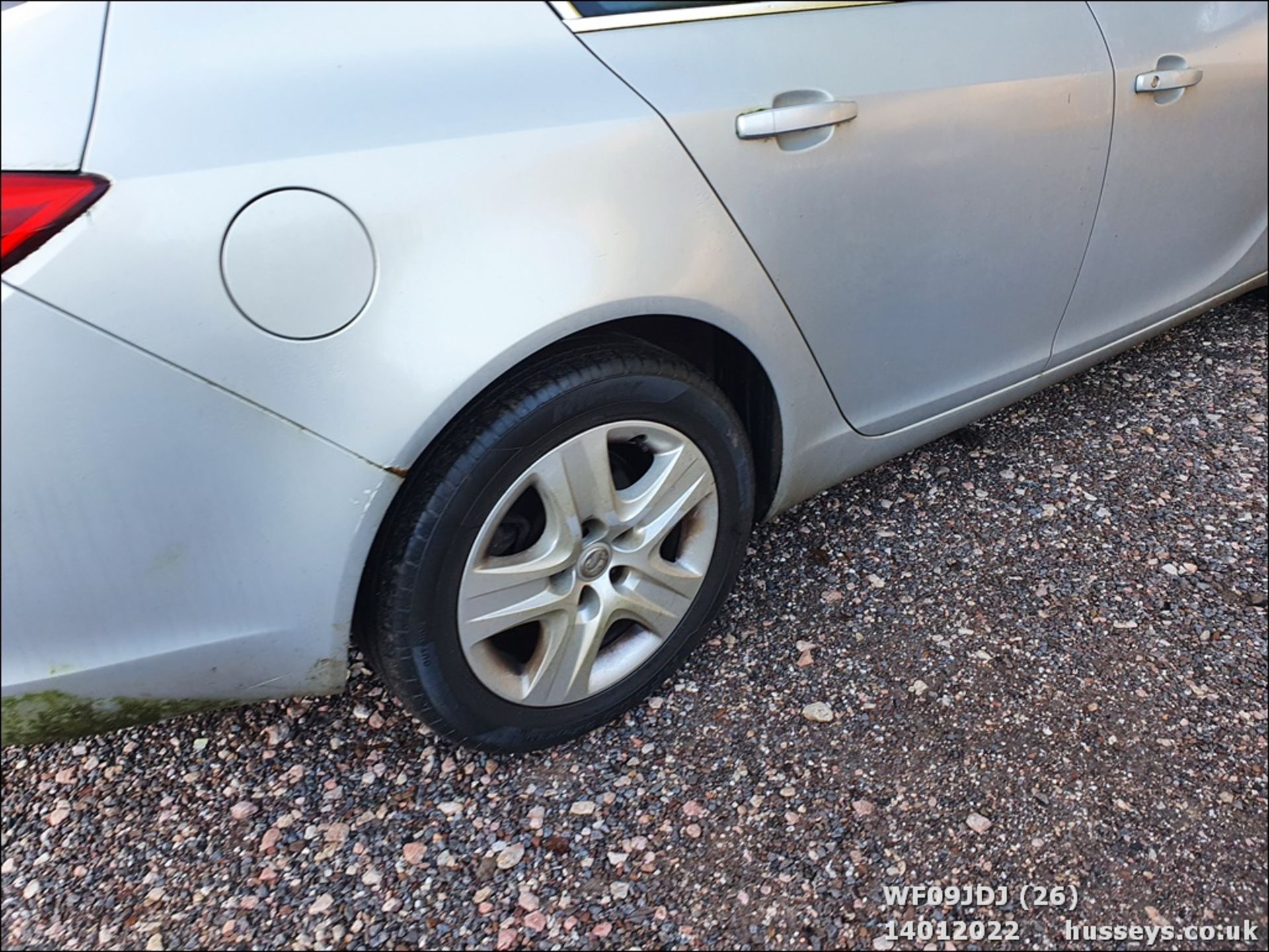 09/09 VAUXHALL INSIGNIA EXCLUSIV NAV - 1796cc 5dr Hatchback (Silver, 123k) - Image 26 of 38