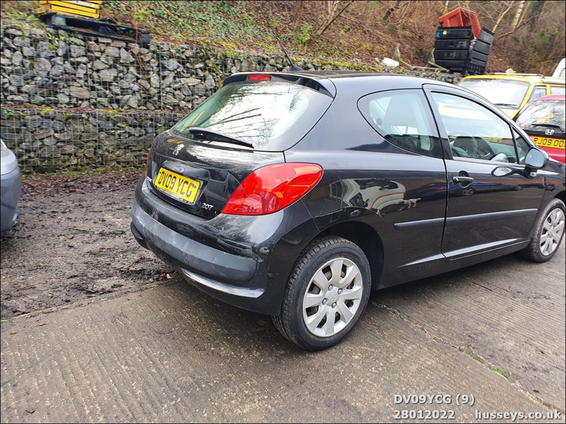 09/09 PEUGEOT 207 S - 1360cc 3dr Hatchback (Black, 82k) - Image 9 of 29