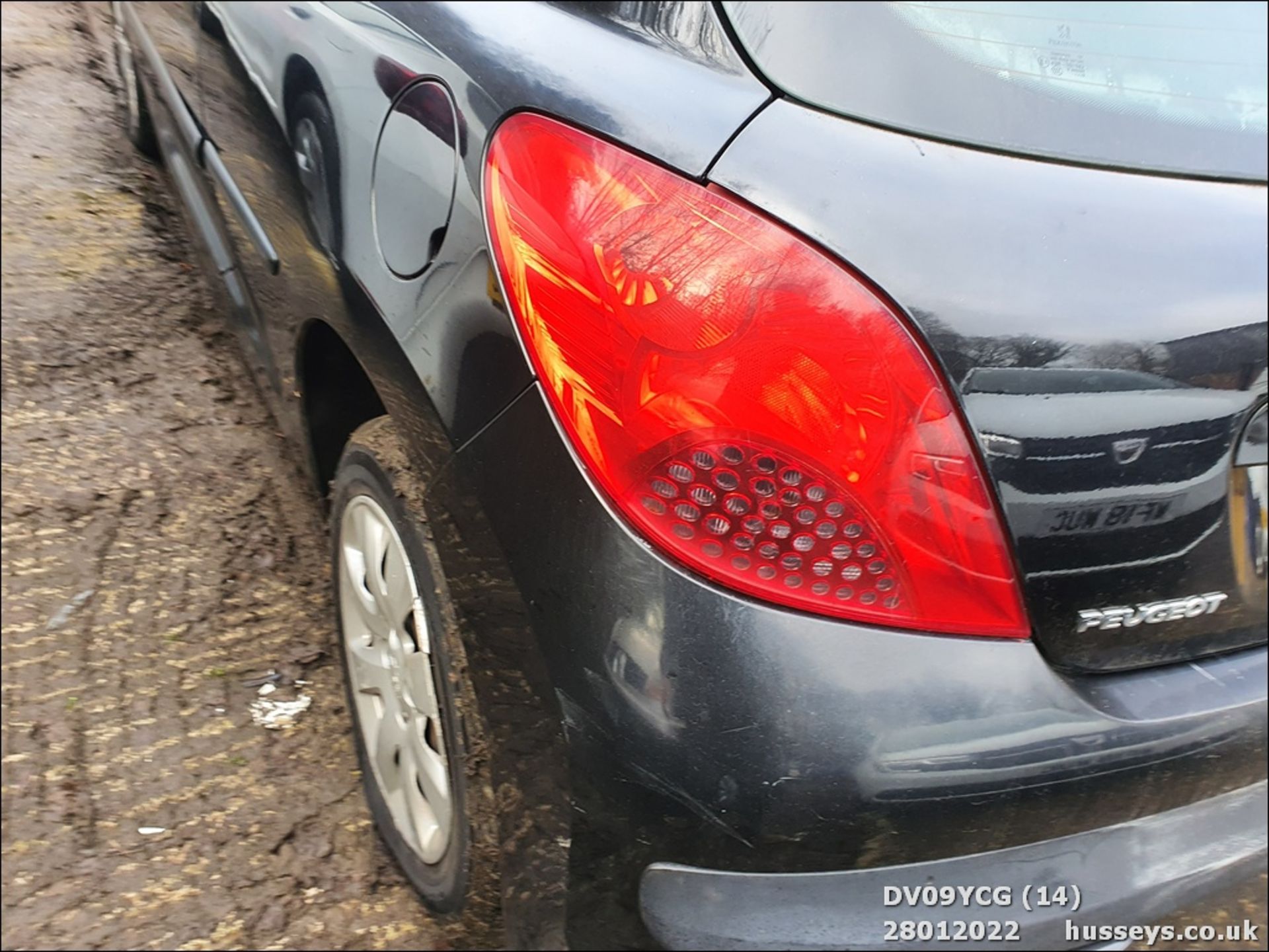 09/09 PEUGEOT 207 S - 1360cc 3dr Hatchback (Black, 82k) - Image 14 of 29