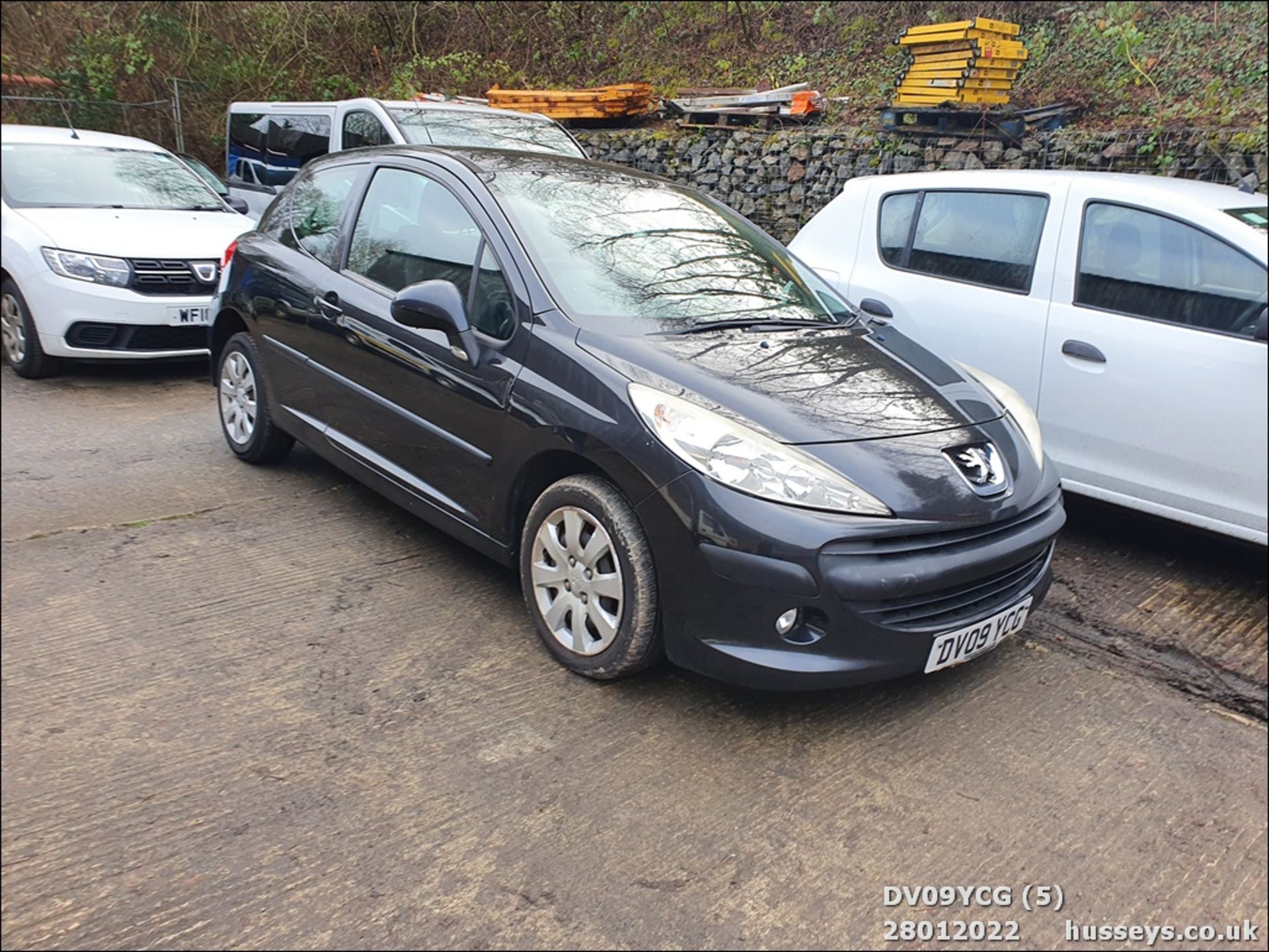 09/09 PEUGEOT 207 S - 1360cc 3dr Hatchback (Black, 82k) - Image 5 of 29