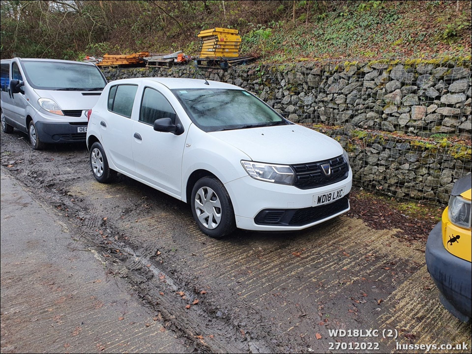 18/18 DACIA SANDERO AMBIANCE SCE - 998cc 5dr Hatchback (White, 83k) - Image 2 of 31