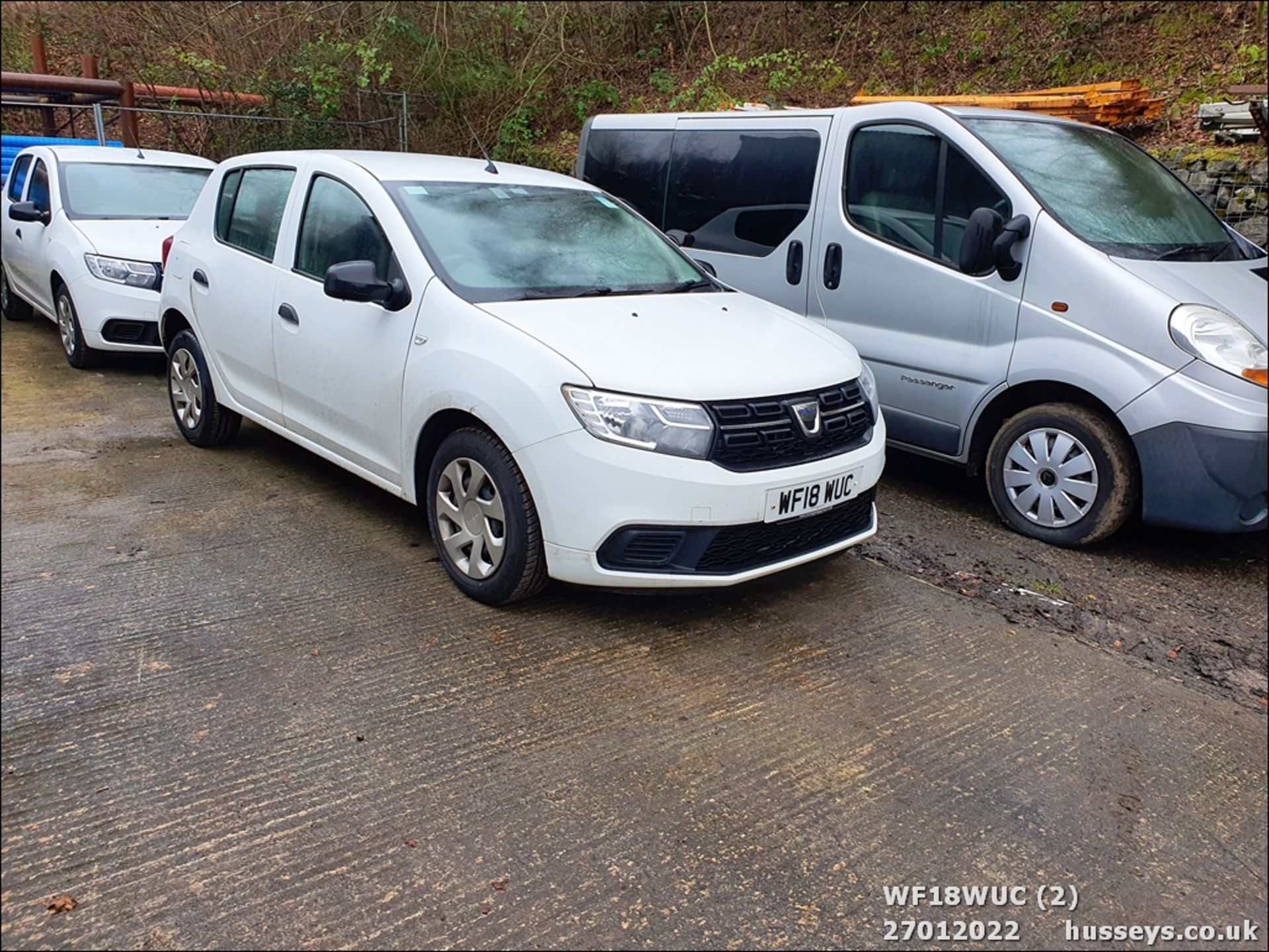 18/18 DACIA SANDERO AMBIANCE SCE - 998cc 5dr Hatchback (White, 49k) - Image 2 of 25