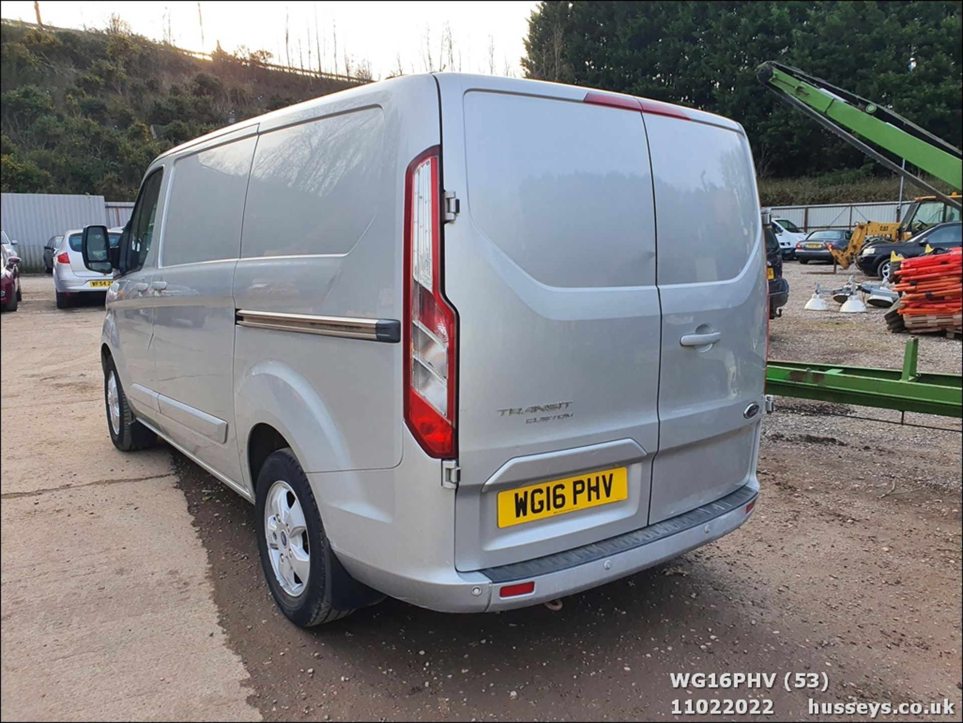 16/16 FORD TRANSIT CUSTOM 290 LTD E- - 2198cc 5dr Van (Silver, 124k) - Image 31 of 47