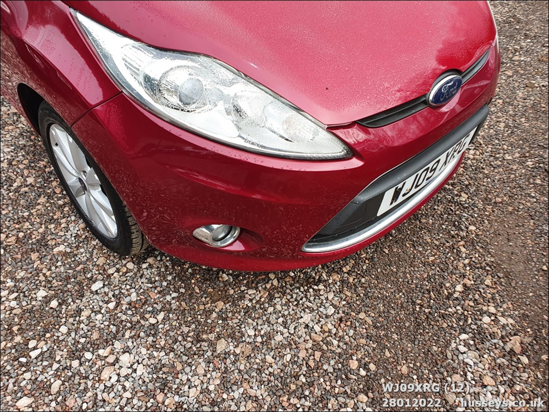 09/09 FORD FIESTA ZETEC 96 - 1388cc 3dr Hatchback (Red, 73k) - Image 13 of 28