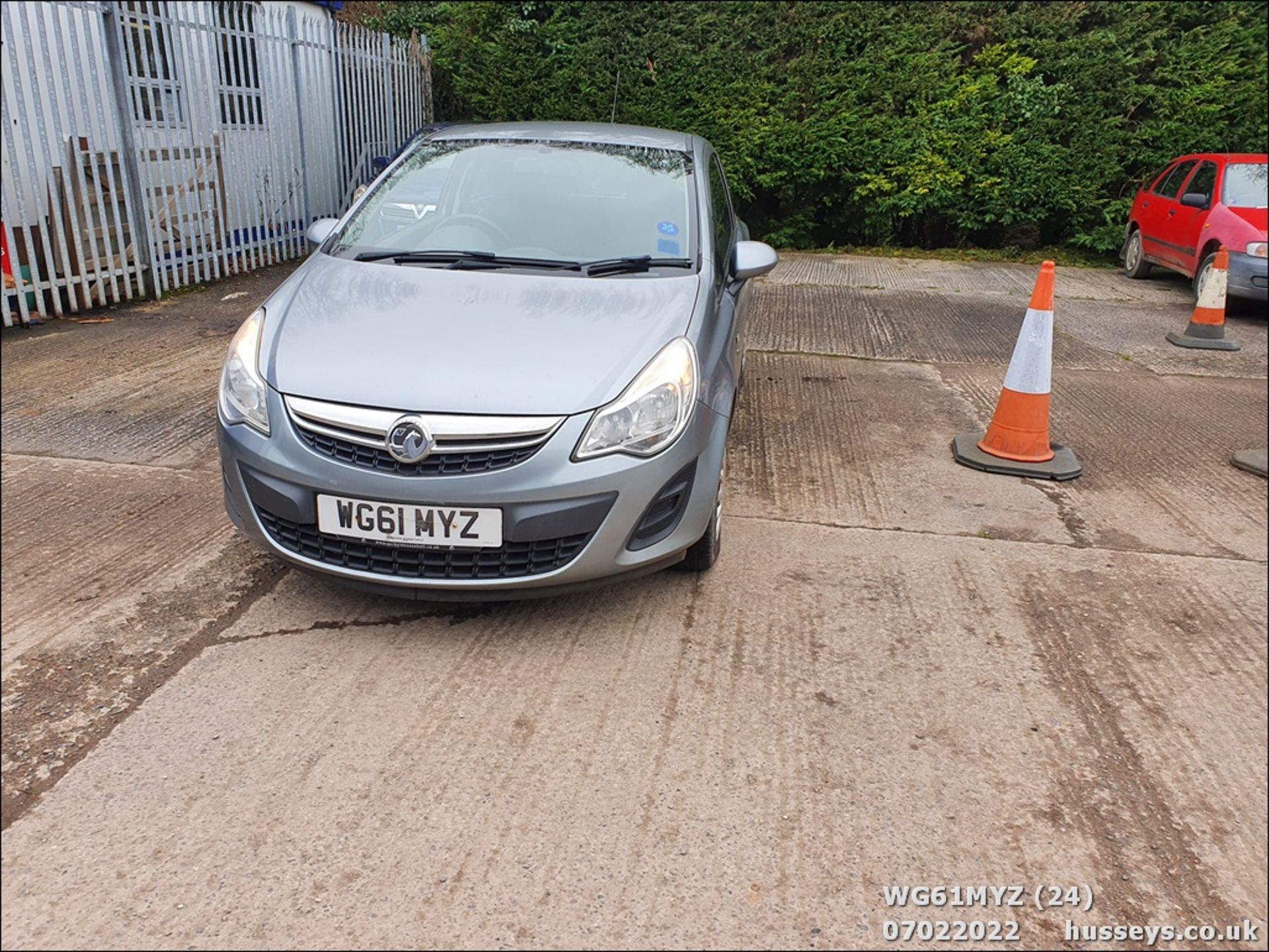 12/61 VAUXHALL CORSA S ECOFLEX - 998cc 3dr Hatchback (Silver, 85k) - Image 25 of 27