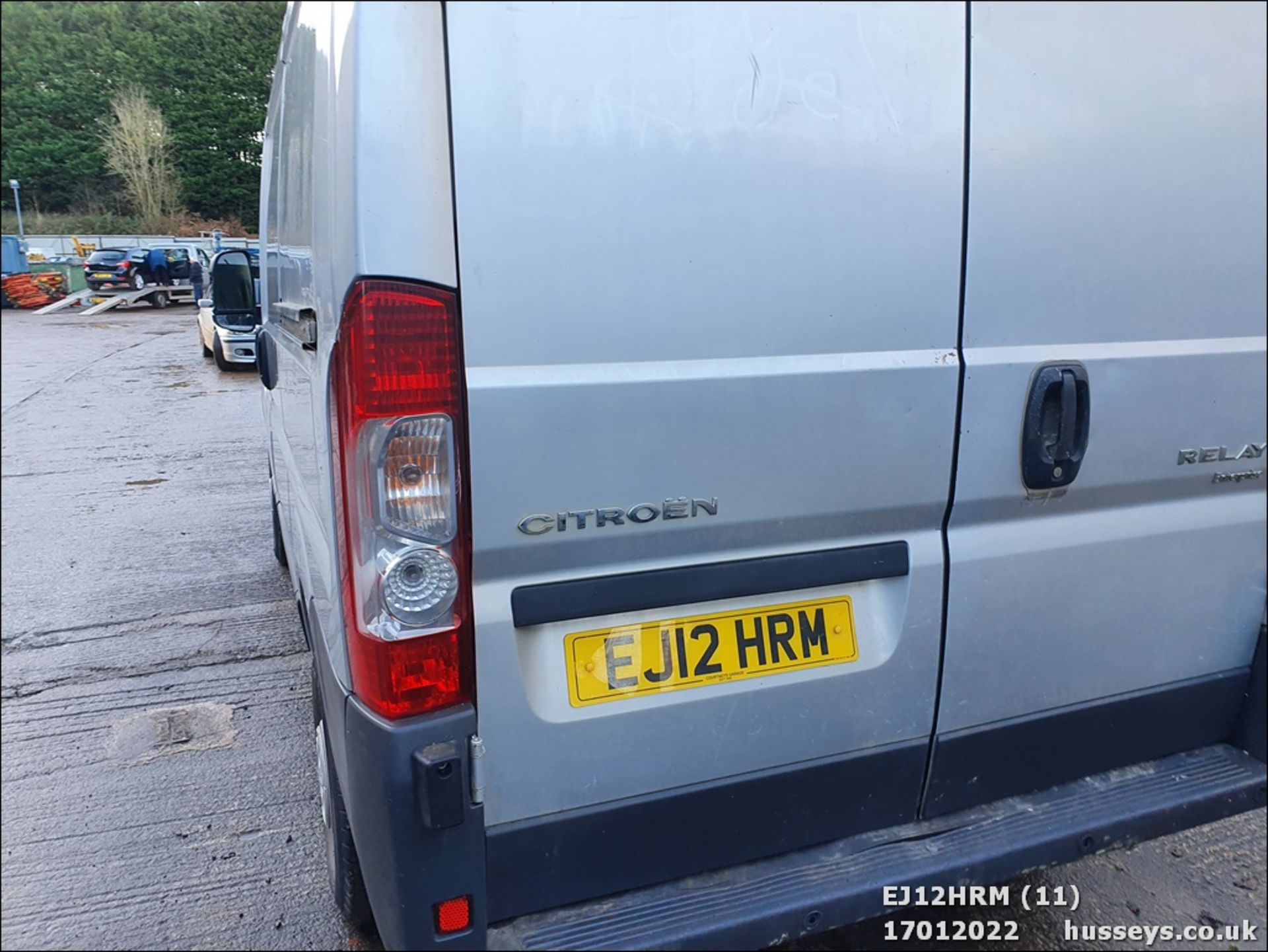 12/12 CITROEN RELAY 30 L1H1 ENTERPRISE - 2198cc Van (Silver, 121k) - Image 11 of 24