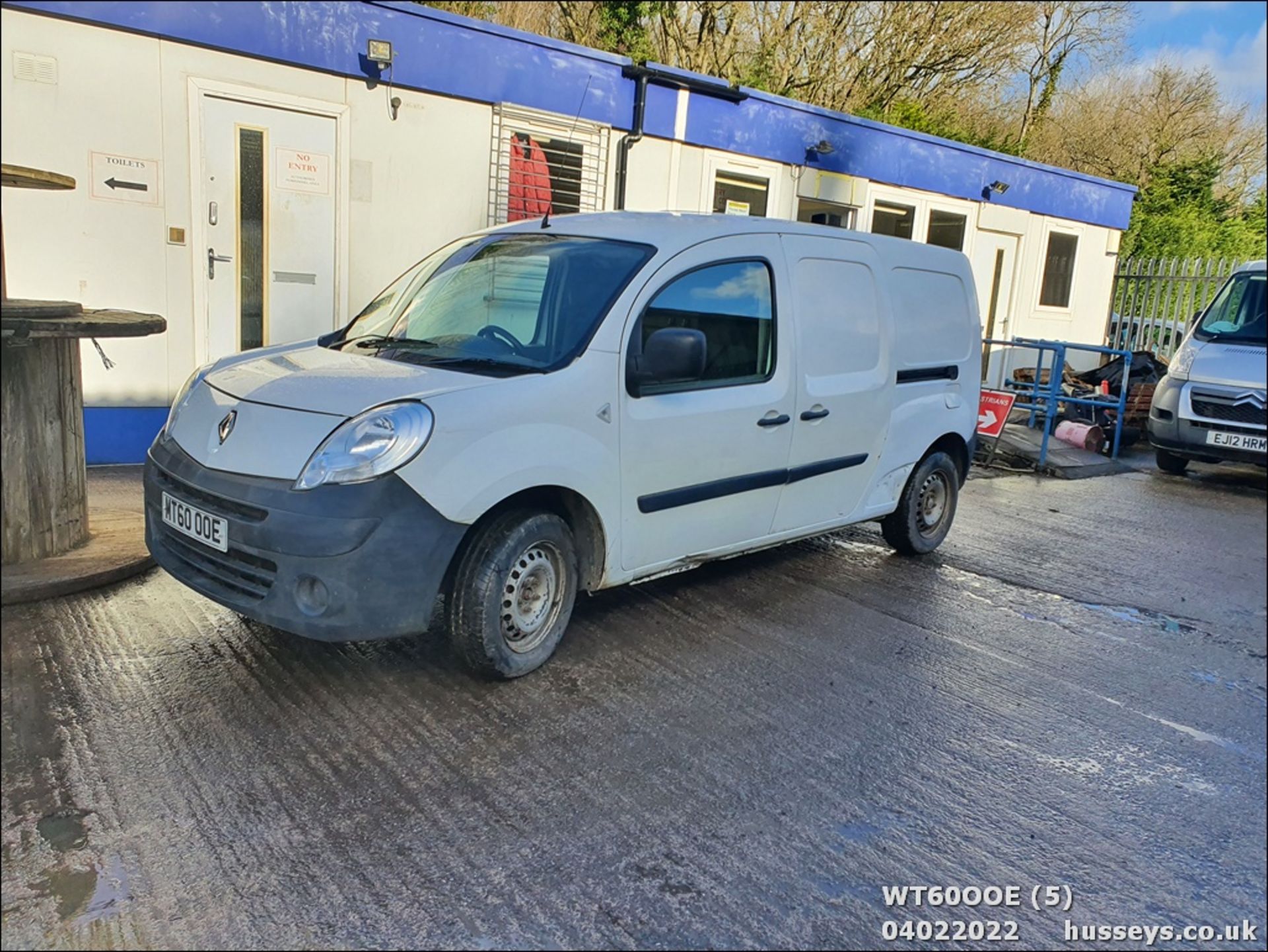 11/60 RENAULT KANGOO MAXI LL DCI 85 - 1461cc 6dr Van (White) - Image 5 of 17