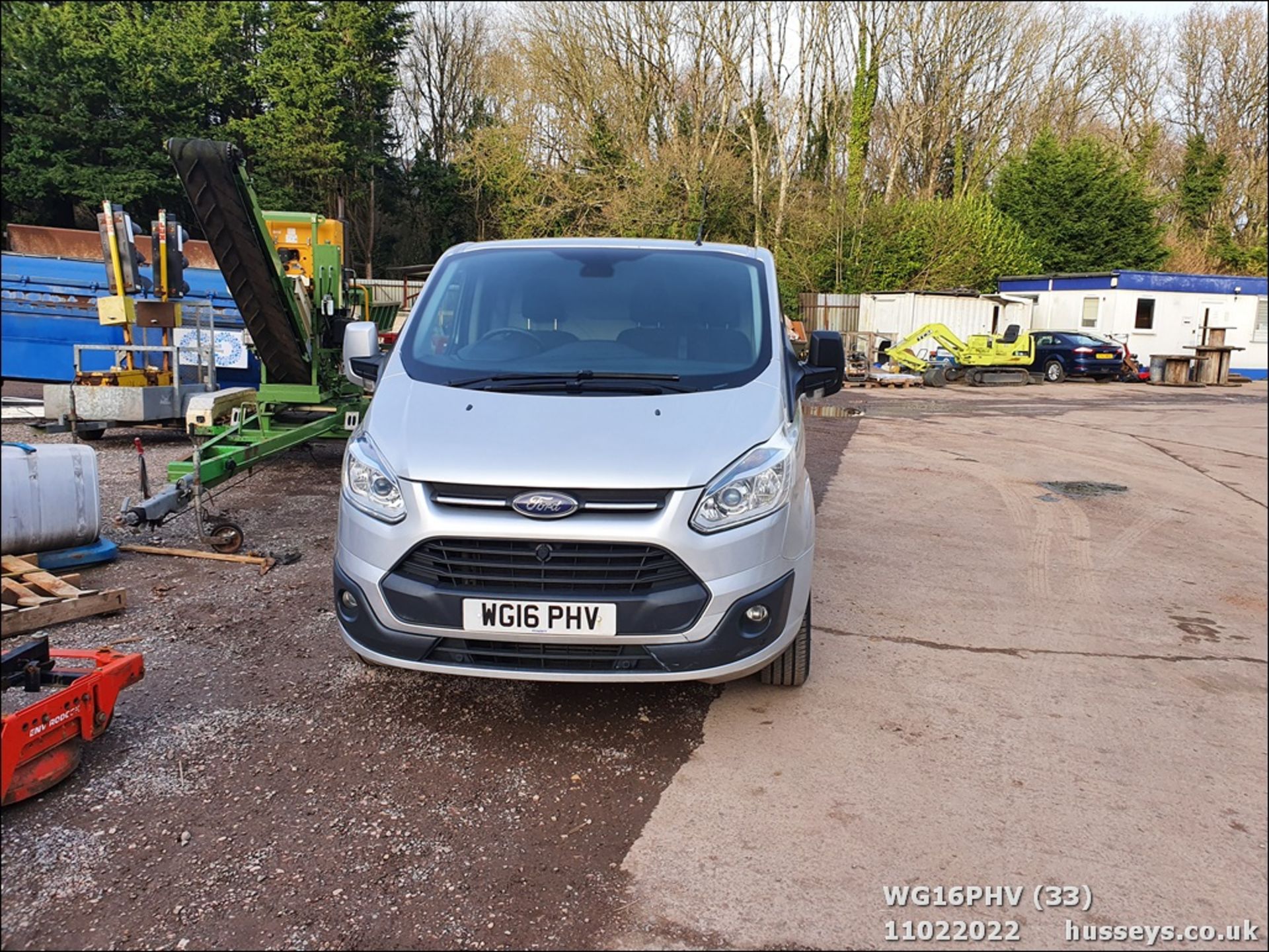 16/16 FORD TRANSIT CUSTOM 290 LTD E- - 2198cc 5dr Van (Silver, 124k) - Image 11 of 47