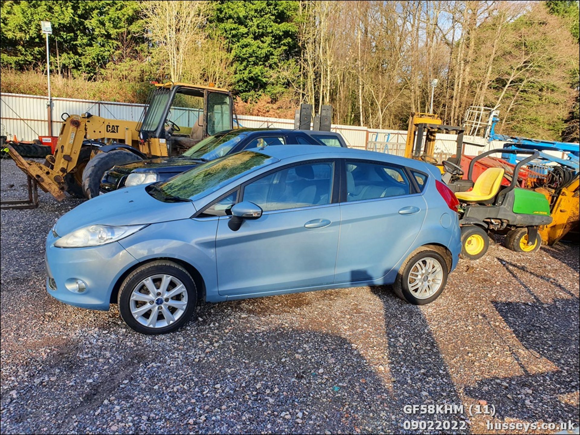 08/58 FORD FIESTA ZETEC 68 TDCI - 1399cc 5dr Hatchback (Blue, 94k) - Image 12 of 44