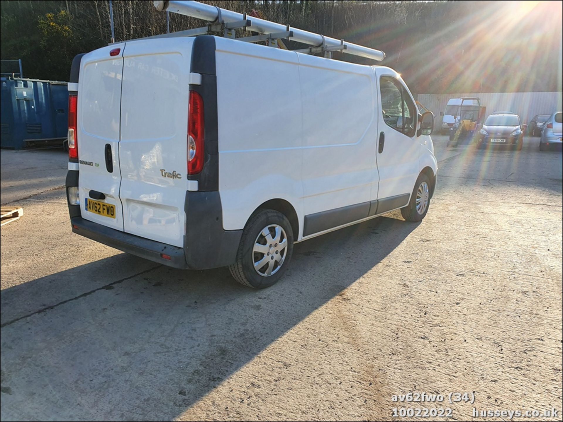 12/62 RENAULT TRAFIC SL27 DCI - 1995cc Van (White, 121k) - Image 3 of 40