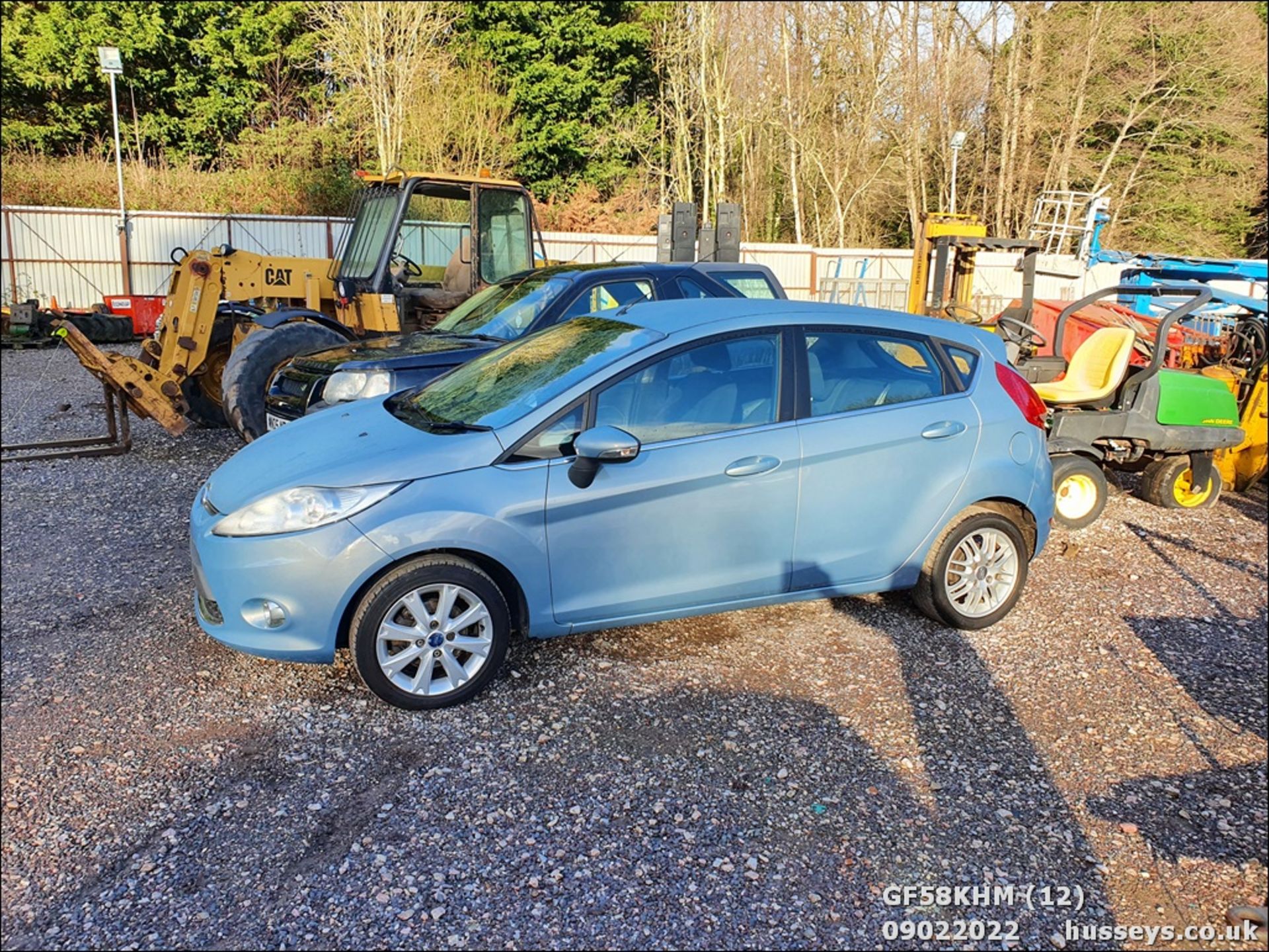 08/58 FORD FIESTA ZETEC 68 TDCI - 1399cc 5dr Hatchback (Blue, 94k) - Image 13 of 44