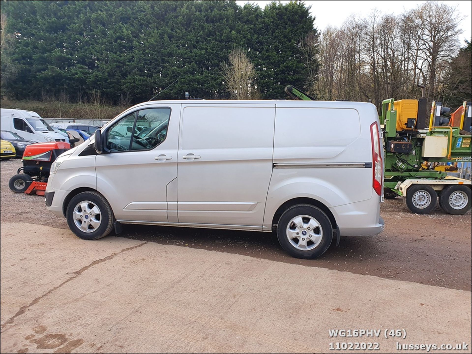 16/16 FORD TRANSIT CUSTOM 290 LTD E- - 2198cc 5dr Van (Silver, 124k) - Image 24 of 47