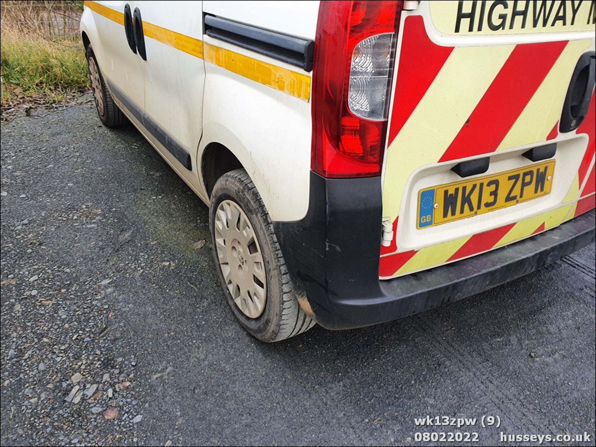 13/13 PEUGEOT BIPPER SE HDI - 1248cc 5dr Van (White) - Image 10 of 27