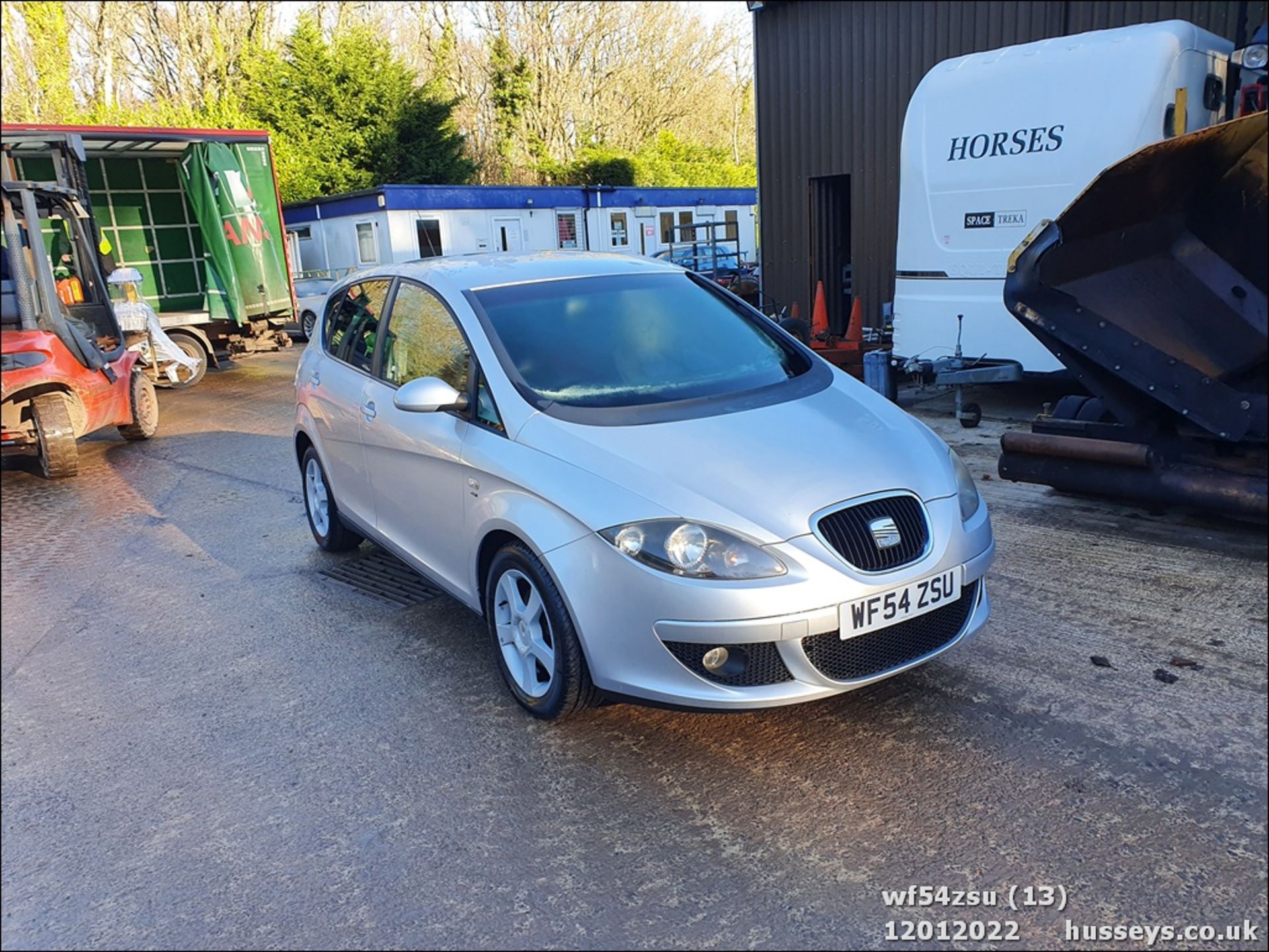 04/54 SEAT ALTEA SPORT TDI - 1968cc 5dr MPV (Grey, 101k) - Image 13 of 33