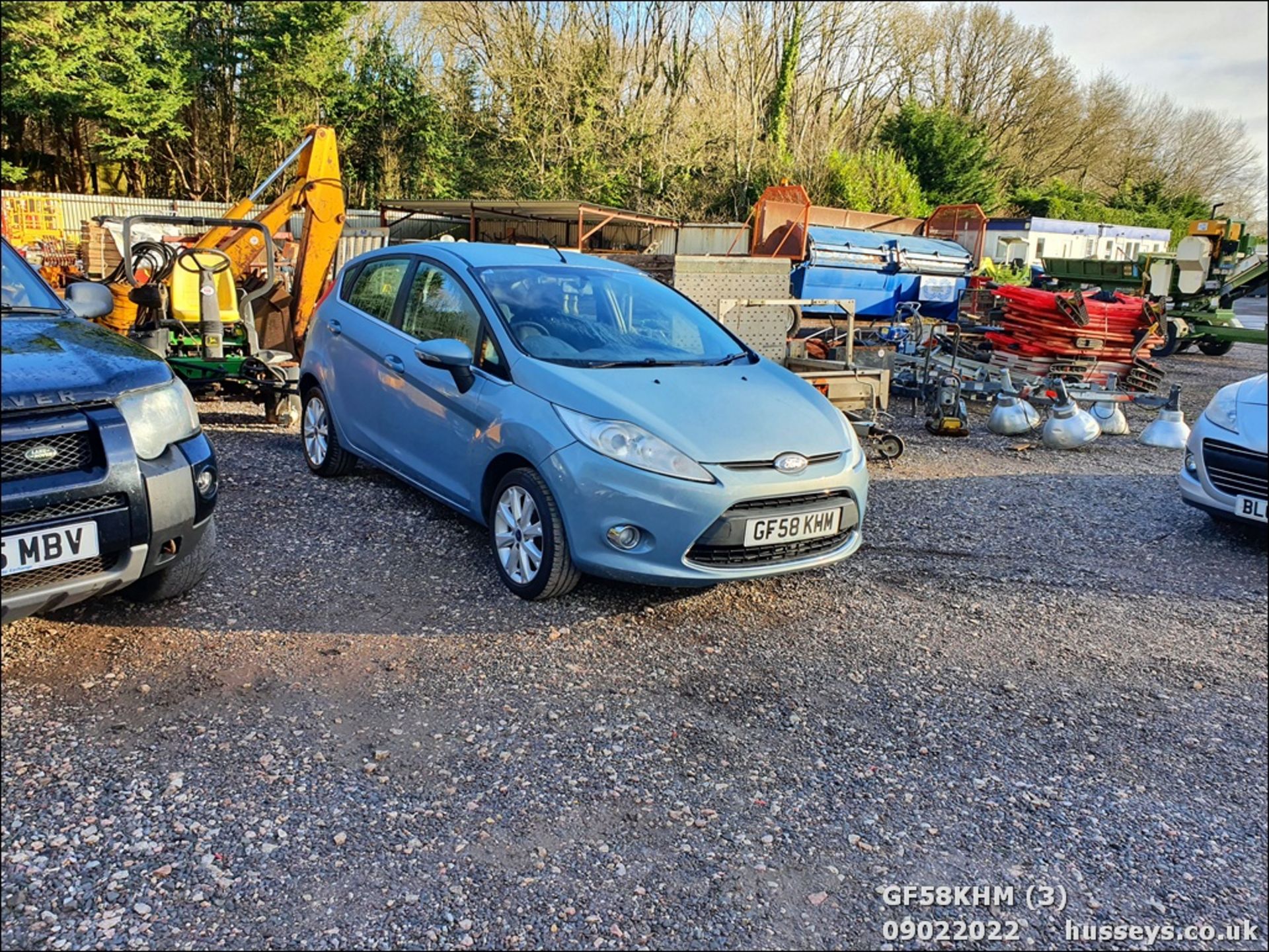 08/58 FORD FIESTA ZETEC 68 TDCI - 1399cc 5dr Hatchback (Blue, 94k) - Image 4 of 44