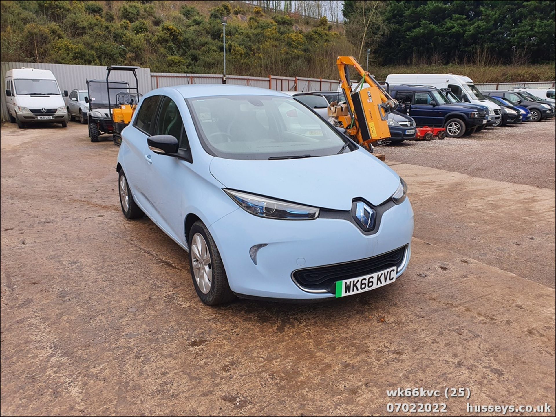 16/66 RENAULT ZOE I DYNAMIQUE NAV AUTO ELECTRIC 3dr Hatchback (Blue, 17k) - Image 25 of 27