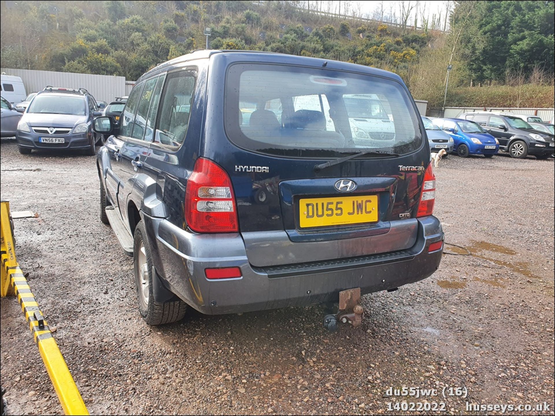 05/55 HYUNDAI TERRACAN CDX CRTD - 2902cc 5dr Estate (Blue) - Image 16 of 32