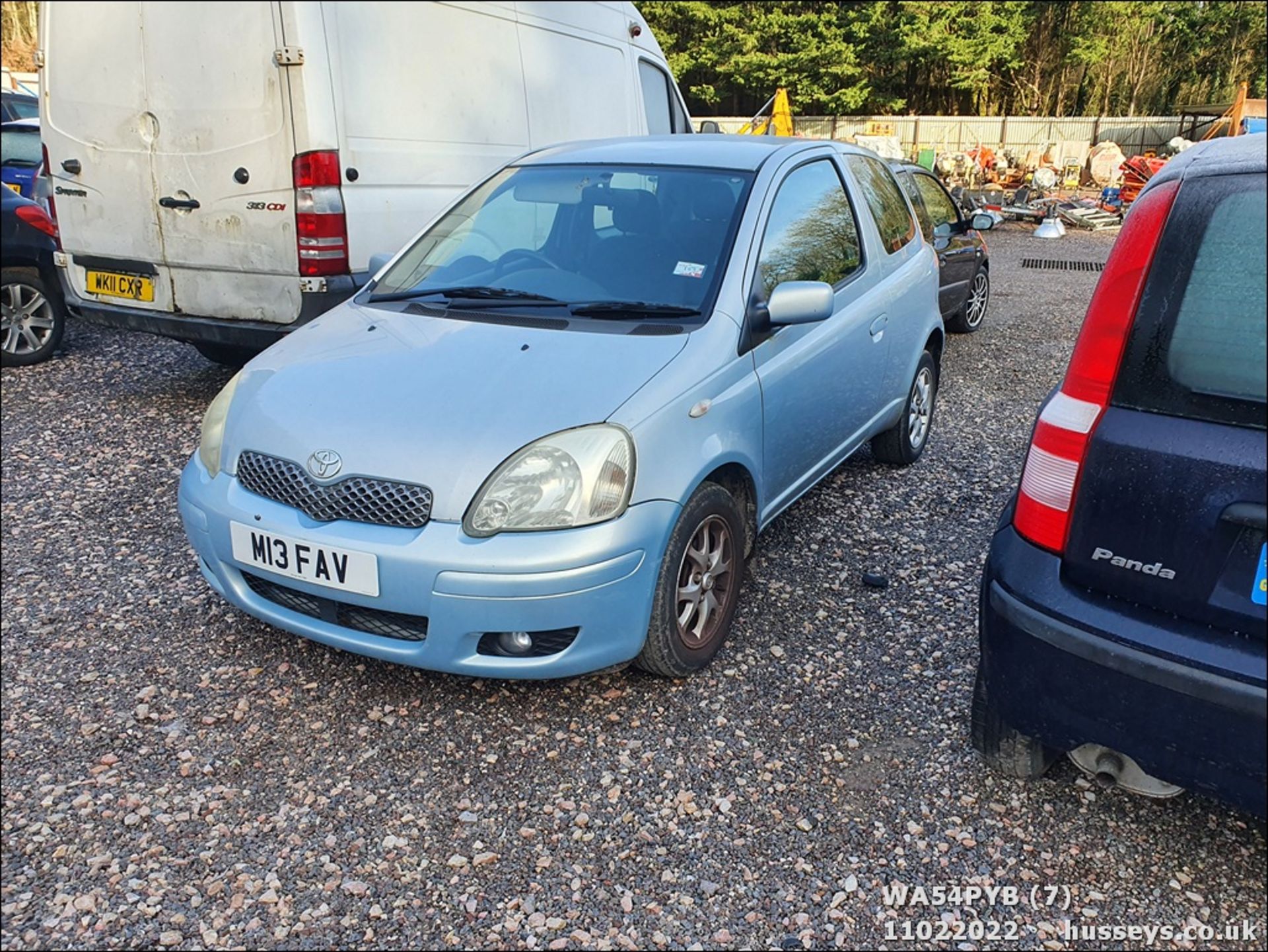 04/54 TOYOTA YARIS BLUE - 1299cc 3dr Hatchback (Blue, 112k) - Image 7 of 20