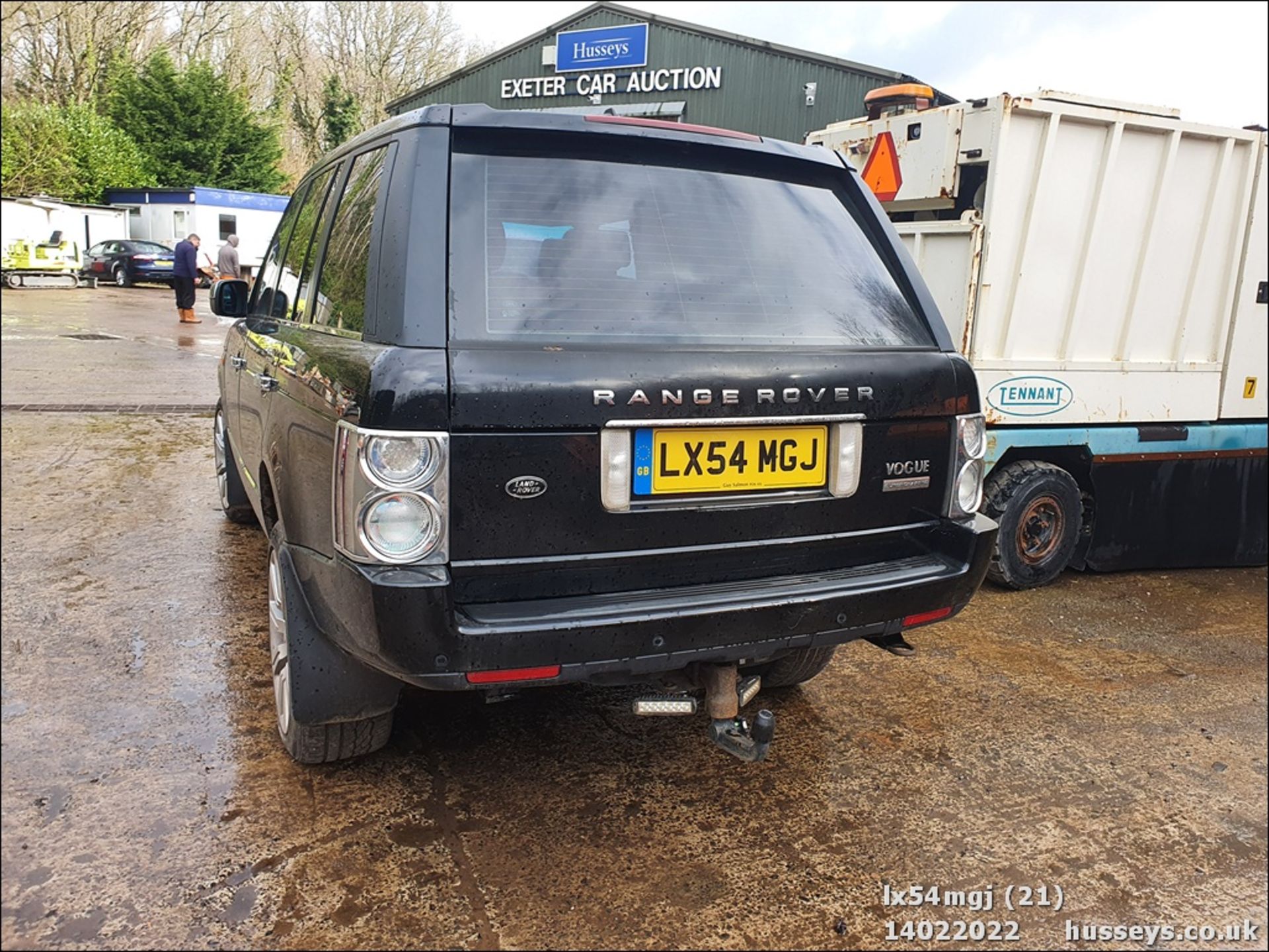 04/54 LAND ROVER RANGE ROVER VOGUE TD6 AUT - 2926cc Estate (Black) - Image 21 of 36