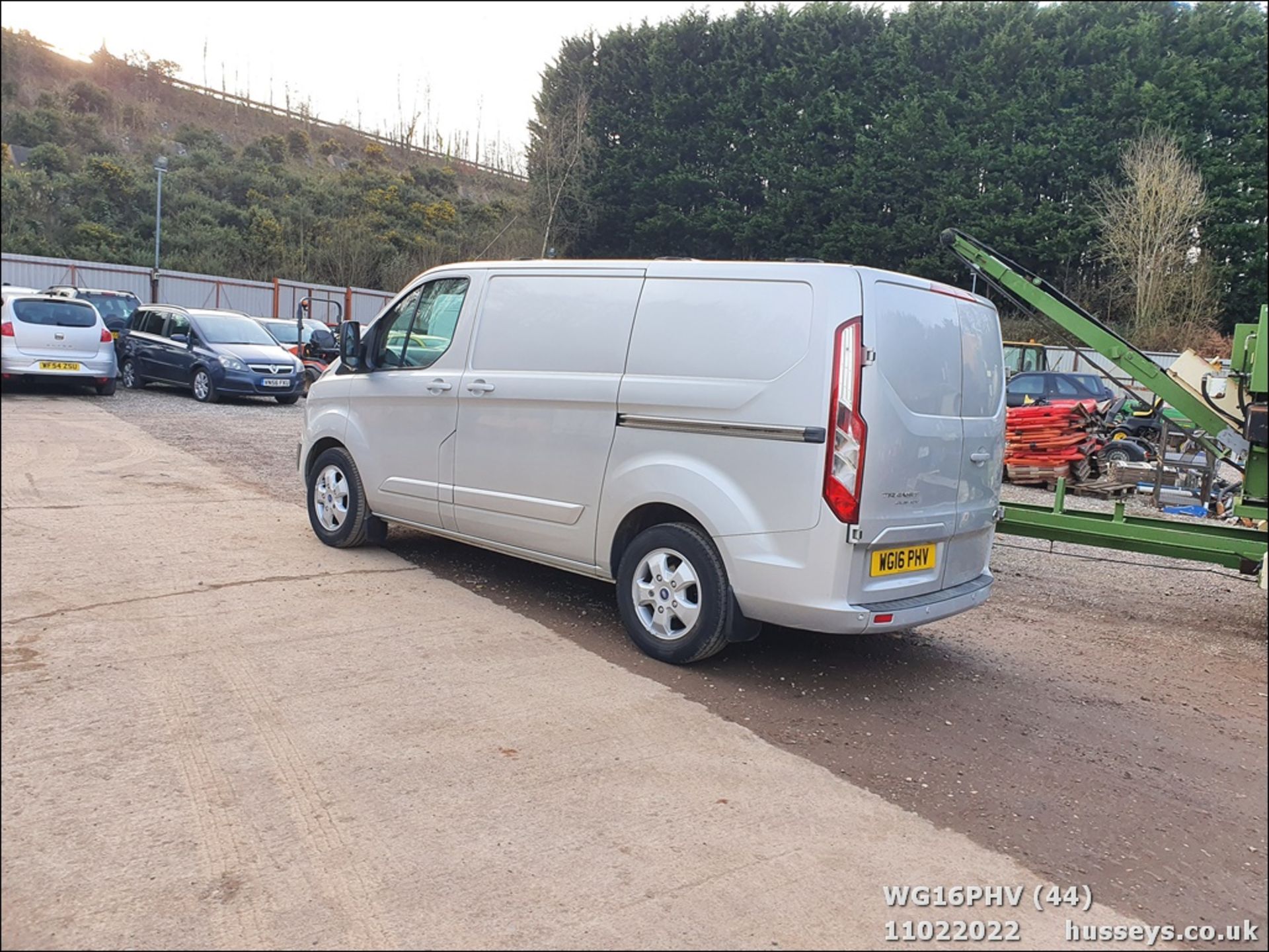 16/16 FORD TRANSIT CUSTOM 290 LTD E- - 2198cc 5dr Van (Silver, 124k) - Image 22 of 47