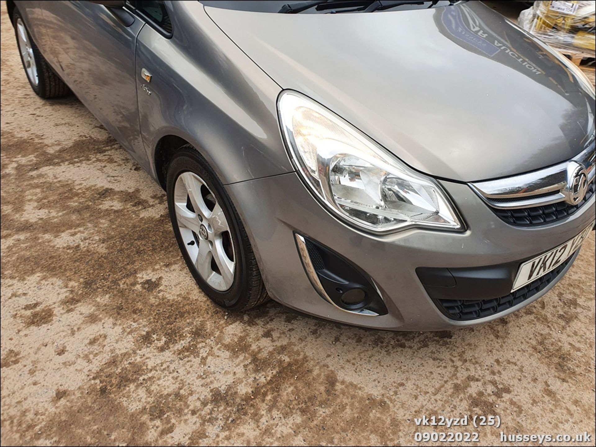 12/12 VAUXHALL CORSA ACTIVE - 1229cc 3dr Hatchback (Brown) - Image 25 of 38