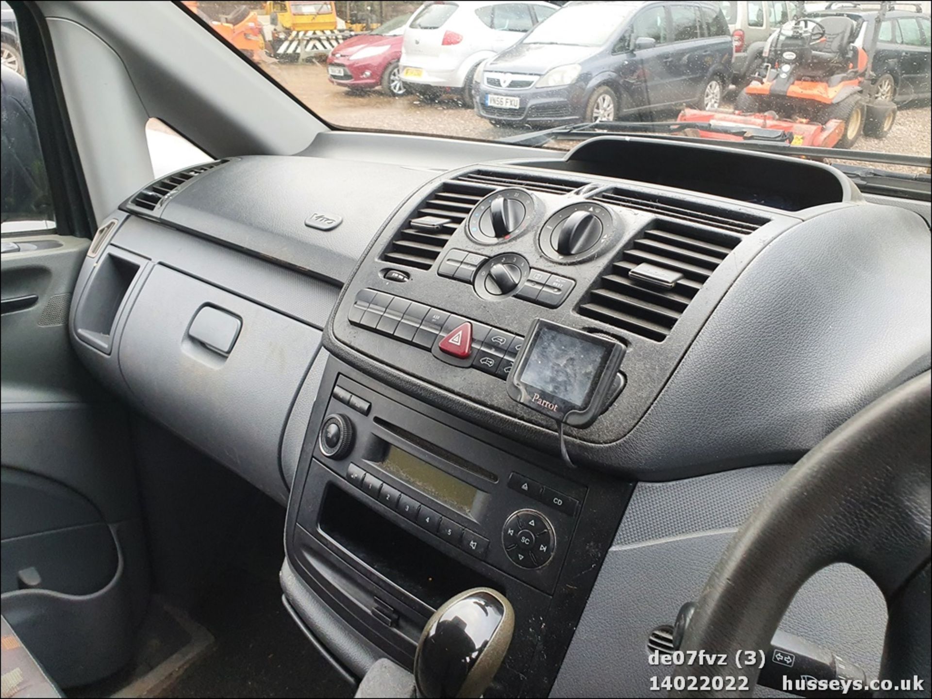 07/07 MERCEDES VITO 111 CDI COMPACT - 2148cc Van (Black) - Image 3 of 29