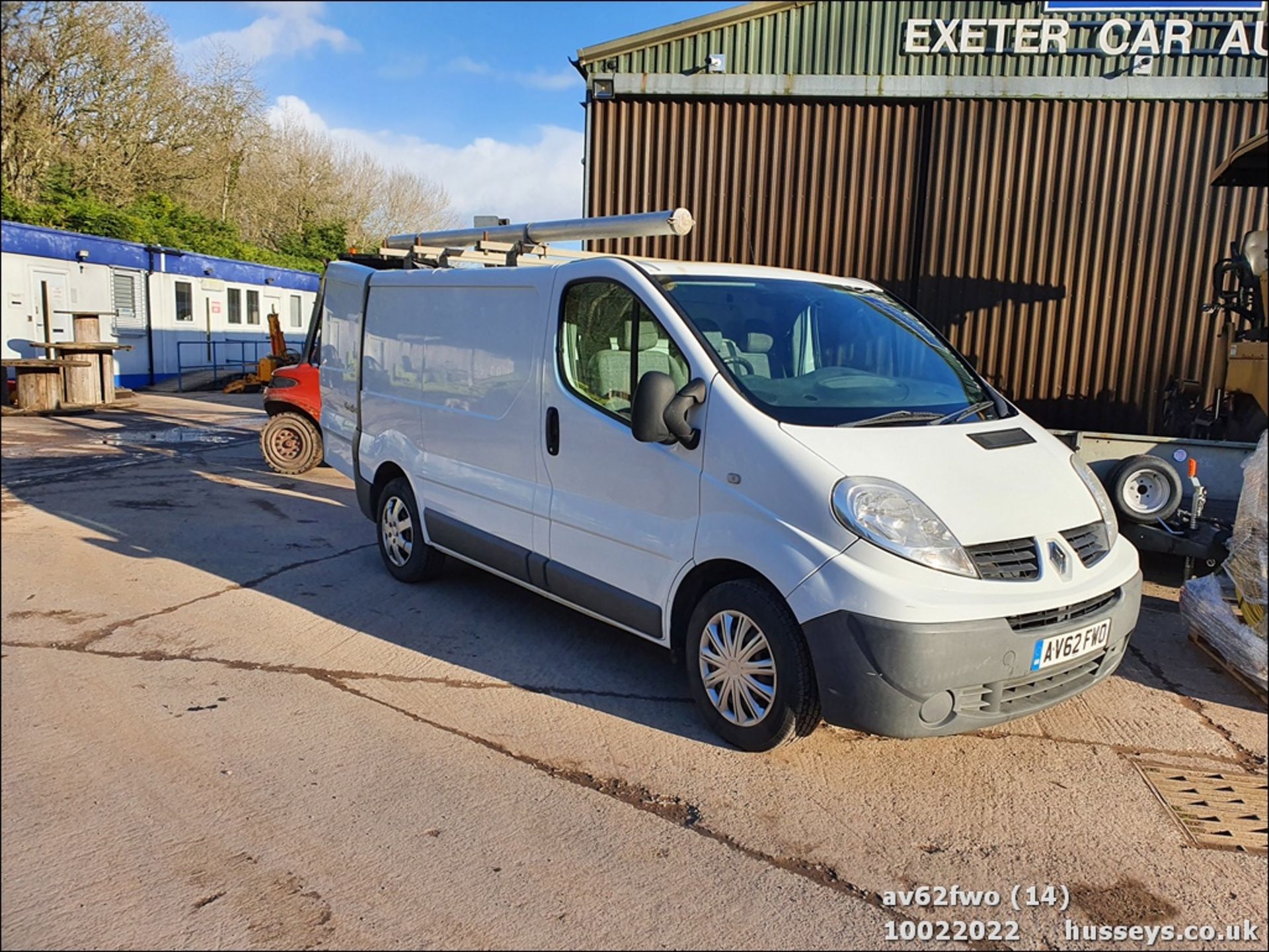 12/62 RENAULT TRAFIC SL27 DCI - 1995cc Van (White, 121k) - Image 28 of 40