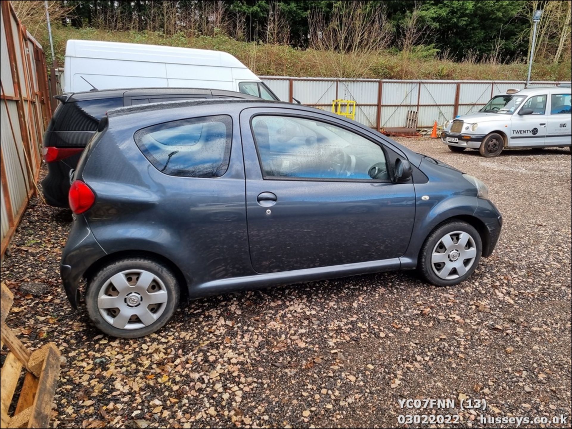 07/07 TOYOTA AYGO+ VVT-I - 998cc 3dr Hatchback (Grey, 137k) - Image 13 of 22