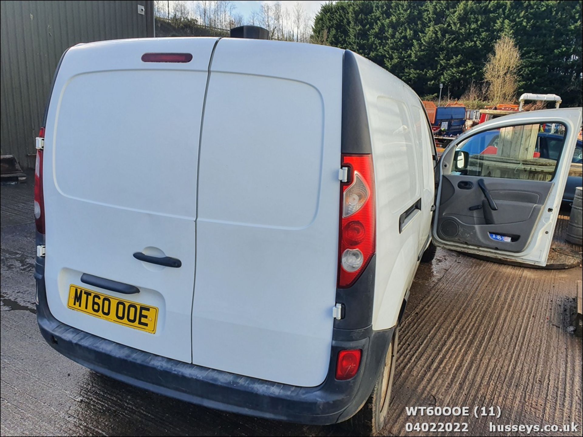 11/60 RENAULT KANGOO MAXI LL DCI 85 - 1461cc 6dr Van (White) - Image 11 of 17