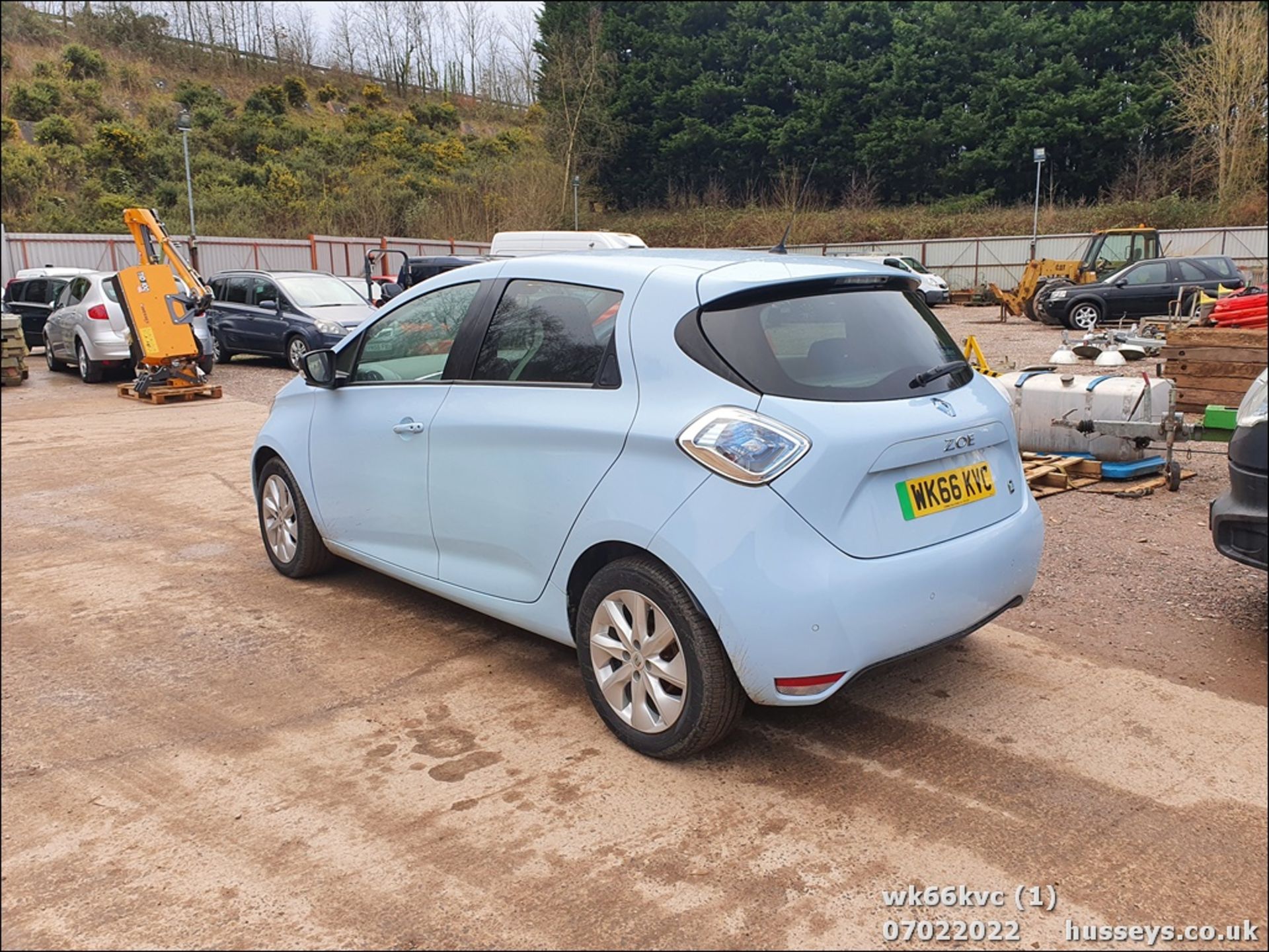 16/66 RENAULT ZOE I DYNAMIQUE NAV AUTO ELECTRIC 3dr Hatchback (Blue, 17k) - Image 2 of 27