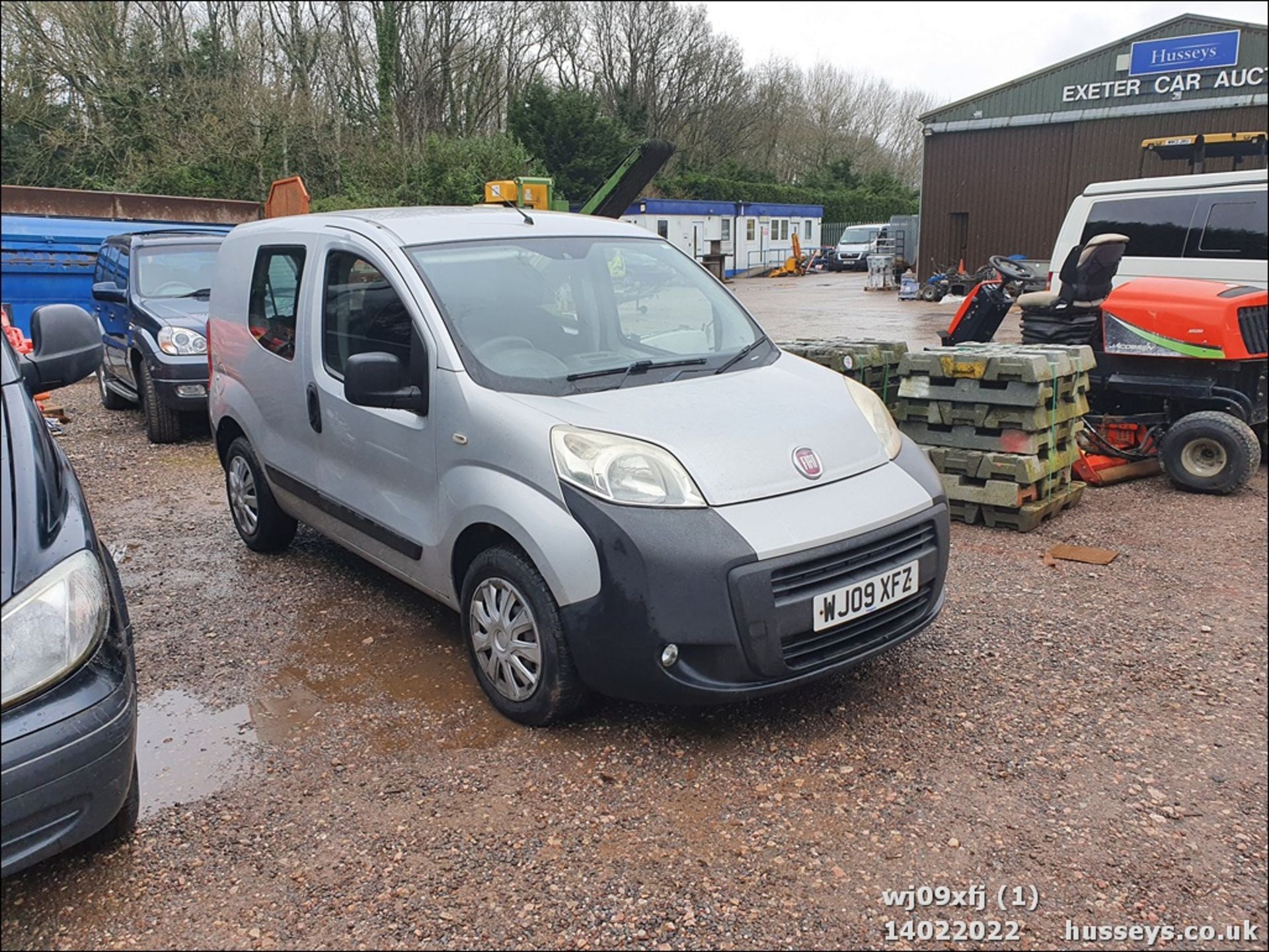 09/09 FIAT FIORINO COMBI 16V M-JET - 1248cc 5dr MPV (Silver, 72k) - Image 2 of 29