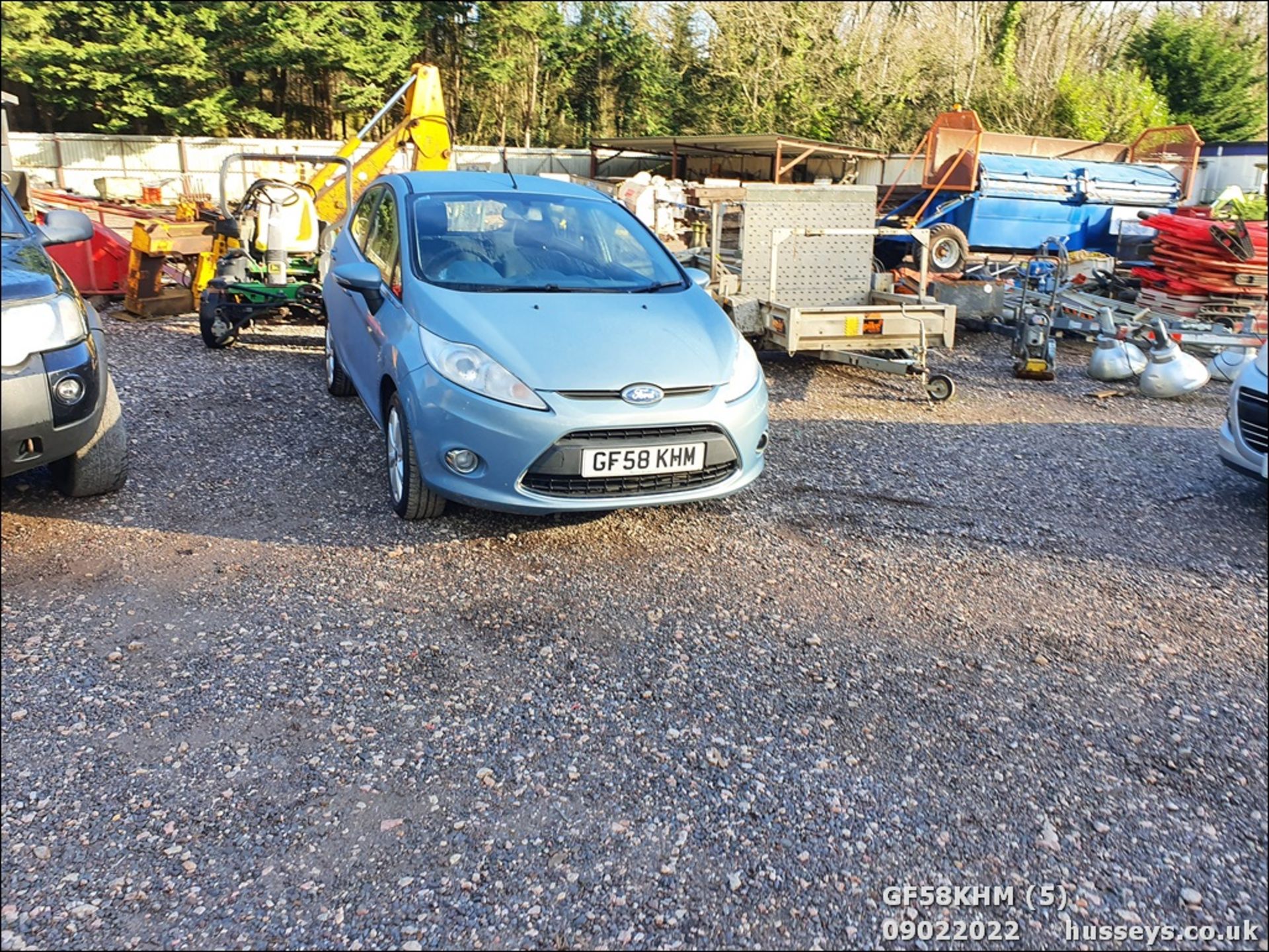 08/58 FORD FIESTA ZETEC 68 TDCI - 1399cc 5dr Hatchback (Blue, 94k) - Image 6 of 44