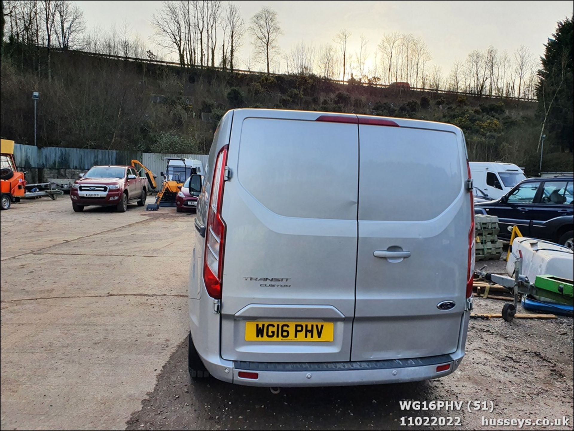 16/16 FORD TRANSIT CUSTOM 290 LTD E- - 2198cc 5dr Van (Silver, 124k) - Image 29 of 47