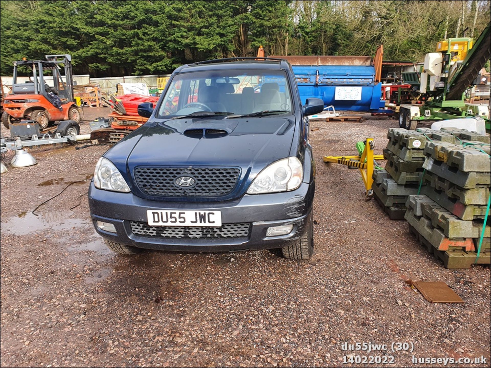 05/55 HYUNDAI TERRACAN CDX CRTD - 2902cc 5dr Estate (Blue) - Image 30 of 32