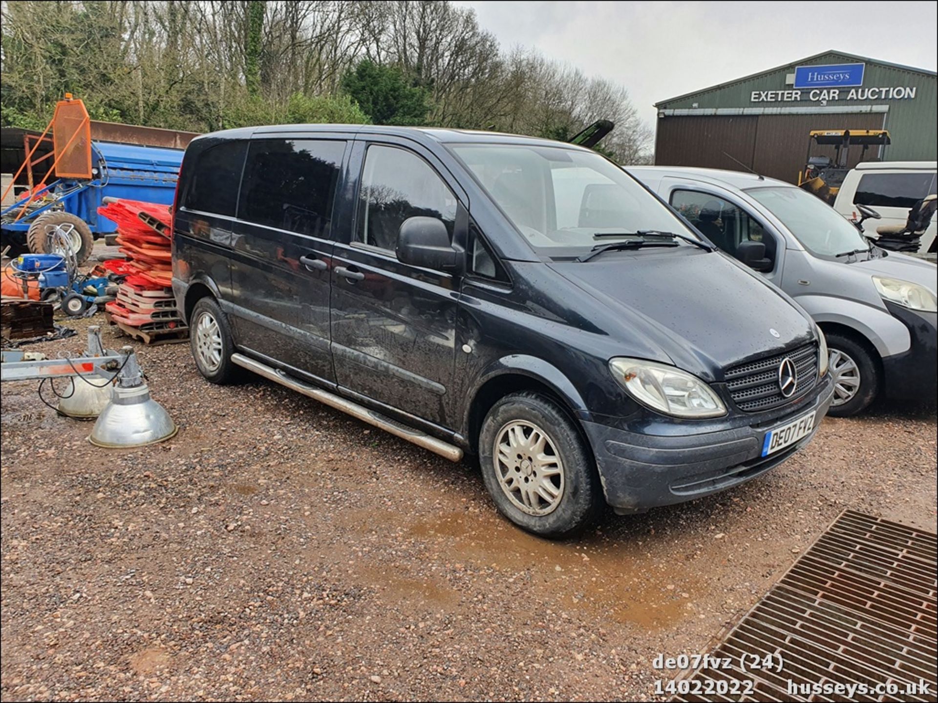 07/07 MERCEDES VITO 111 CDI COMPACT - 2148cc Van (Black) - Image 24 of 29