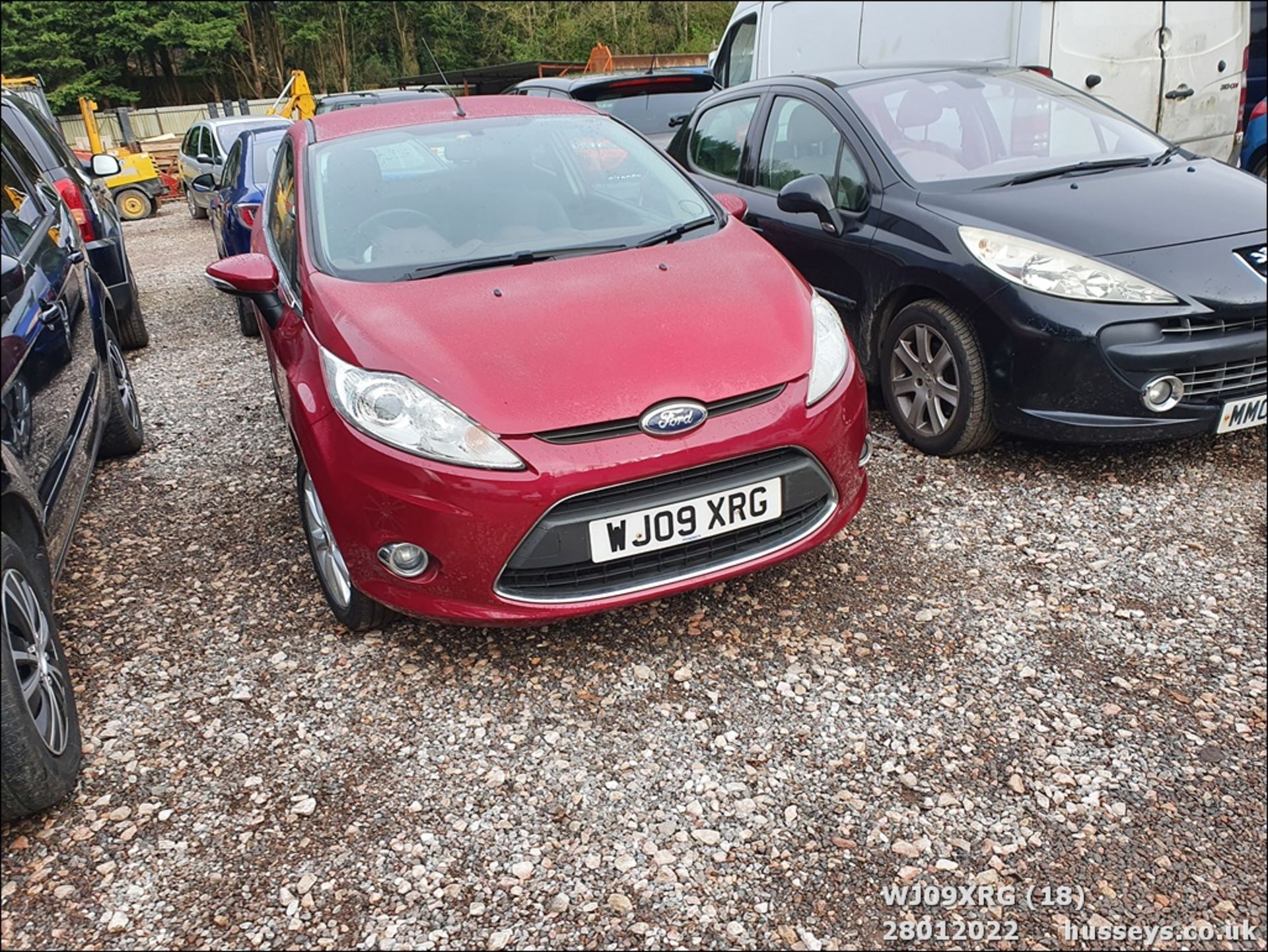 09/09 FORD FIESTA ZETEC 96 - 1388cc 3dr Hatchback (Red, 73k) - Image 19 of 28