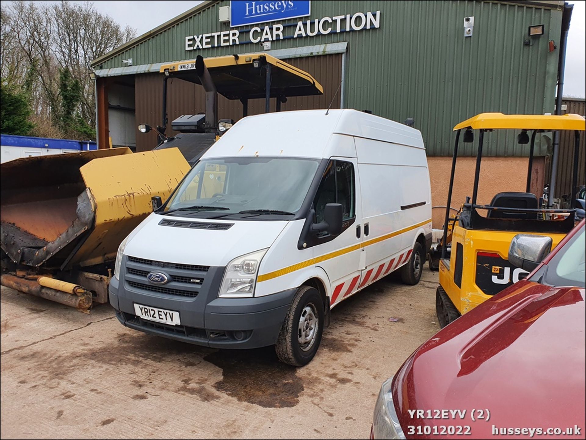 12/12 FORD TRANSIT 100 T350L RWD - 2402cc Van (White) - Image 2 of 22