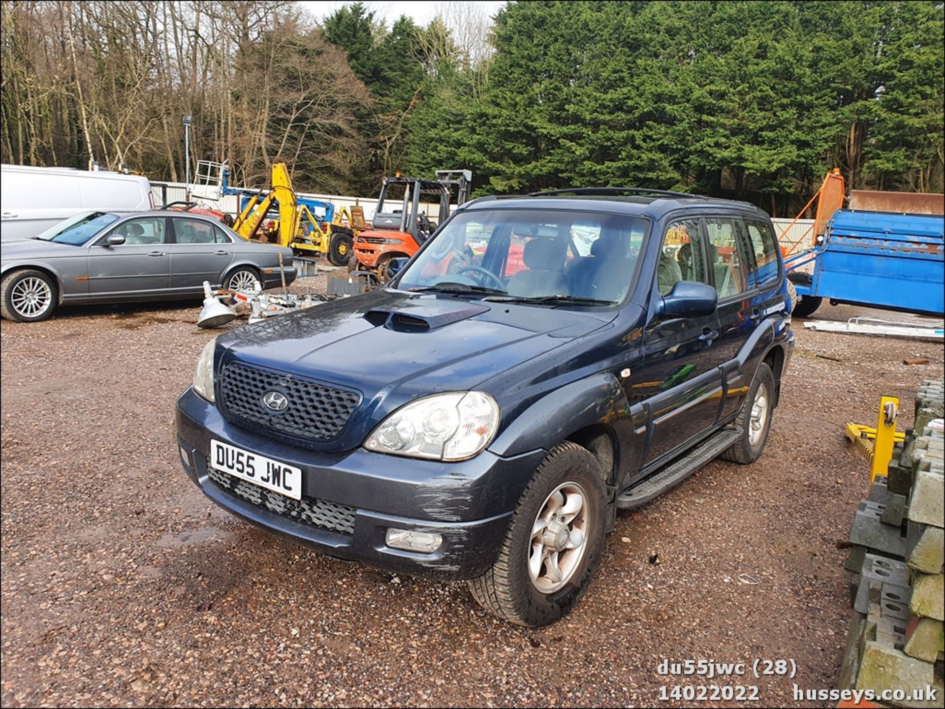 05/55 HYUNDAI TERRACAN CDX CRTD - 2902cc 5dr Estate (Blue) - Image 28 of 32