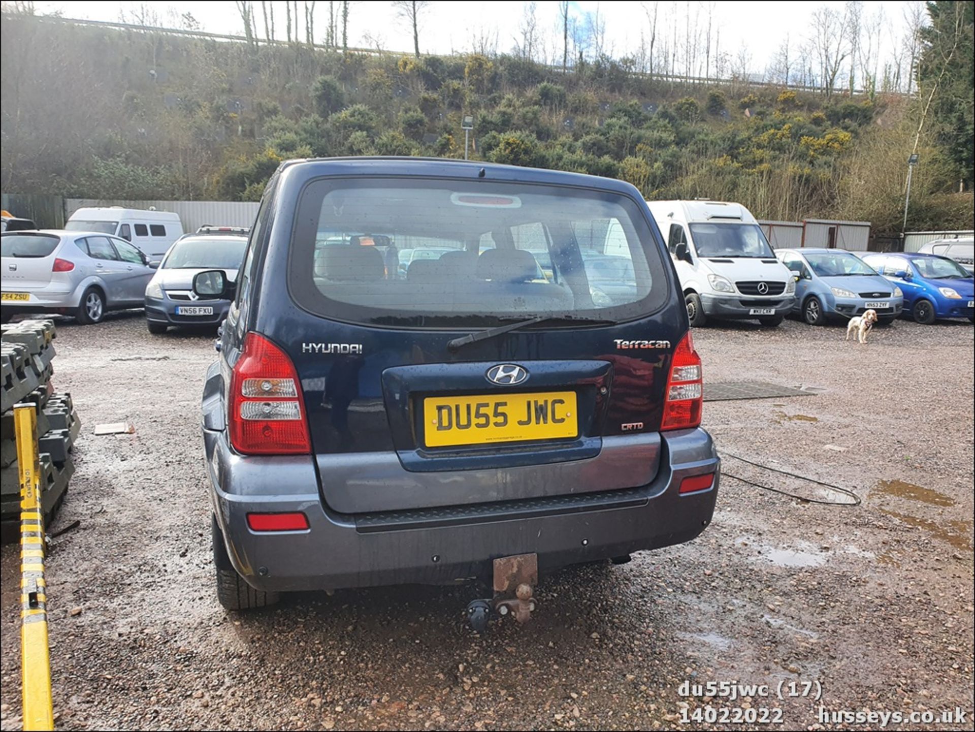 05/55 HYUNDAI TERRACAN CDX CRTD - 2902cc 5dr Estate (Blue) - Image 17 of 32