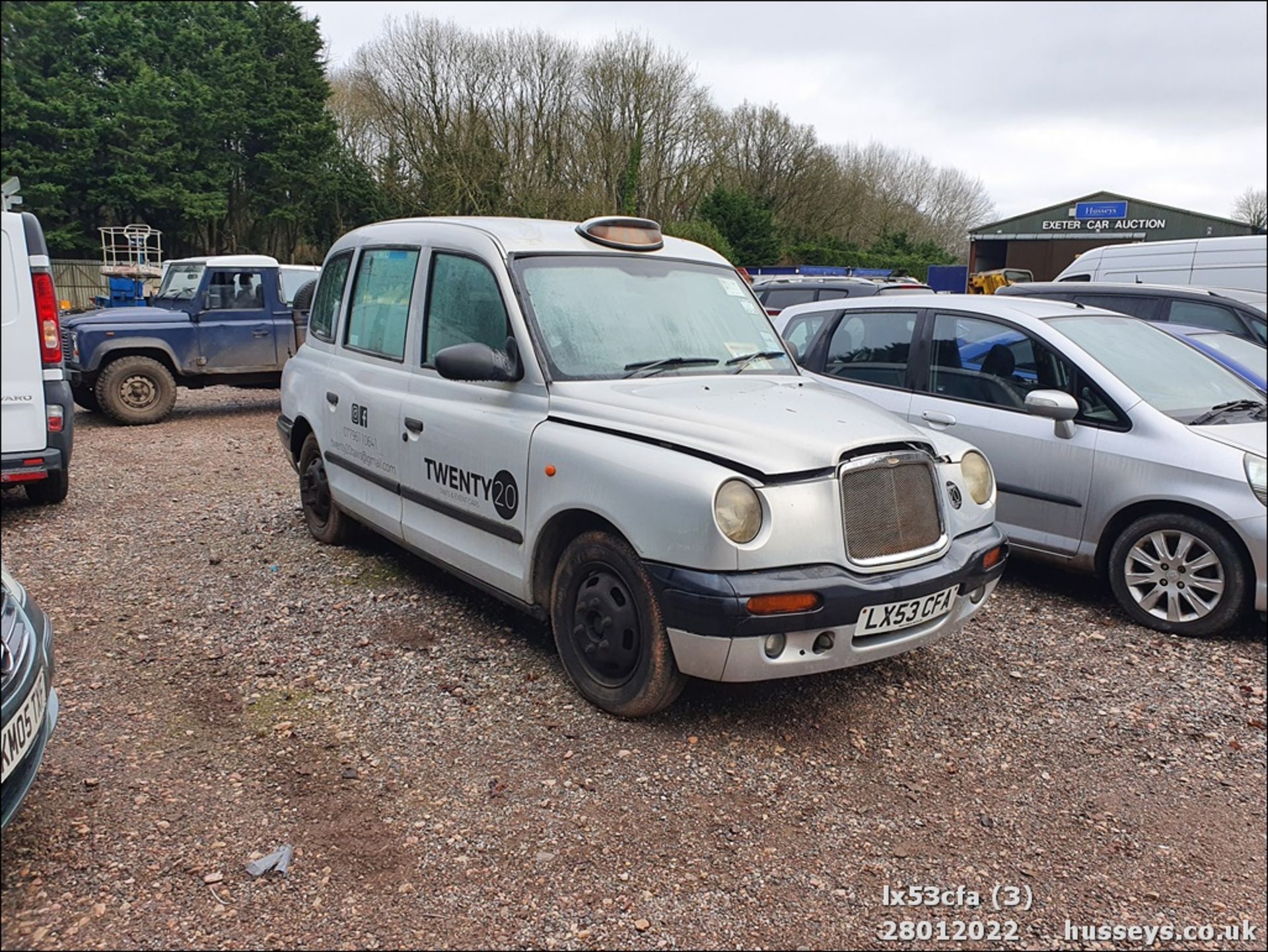 04/53 LONDON TAXIS INT TXII SILVER AUTO - 2402cc 3dr (Silver) - Image 3 of 14