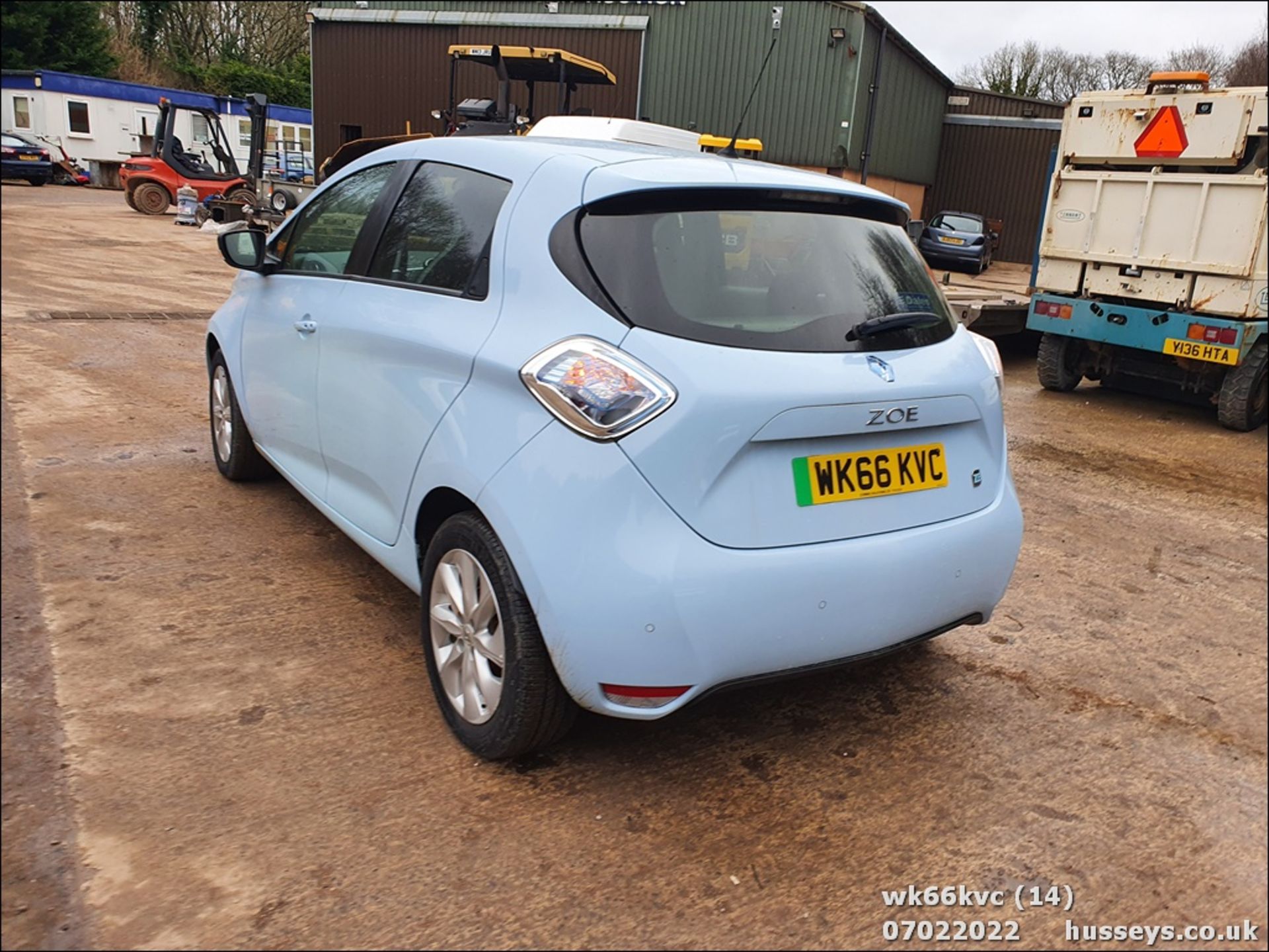 16/66 RENAULT ZOE I DYNAMIQUE NAV AUTO ELECTRIC 3dr Hatchback (Blue, 17k) - Image 14 of 27