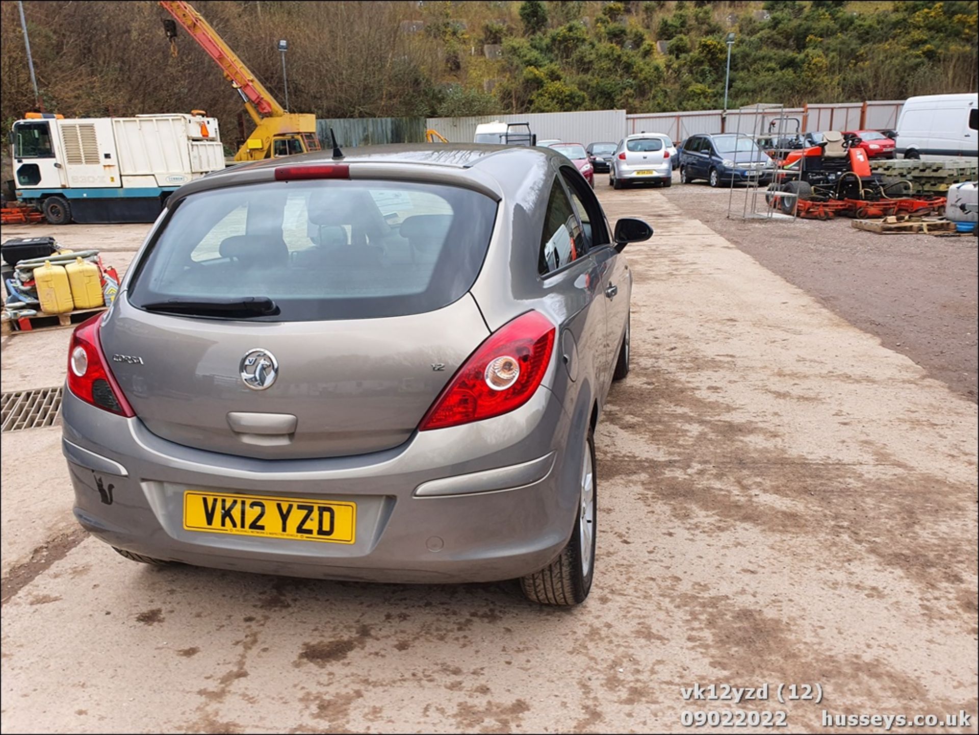 12/12 VAUXHALL CORSA ACTIVE - 1229cc 3dr Hatchback (Brown) - Image 12 of 38