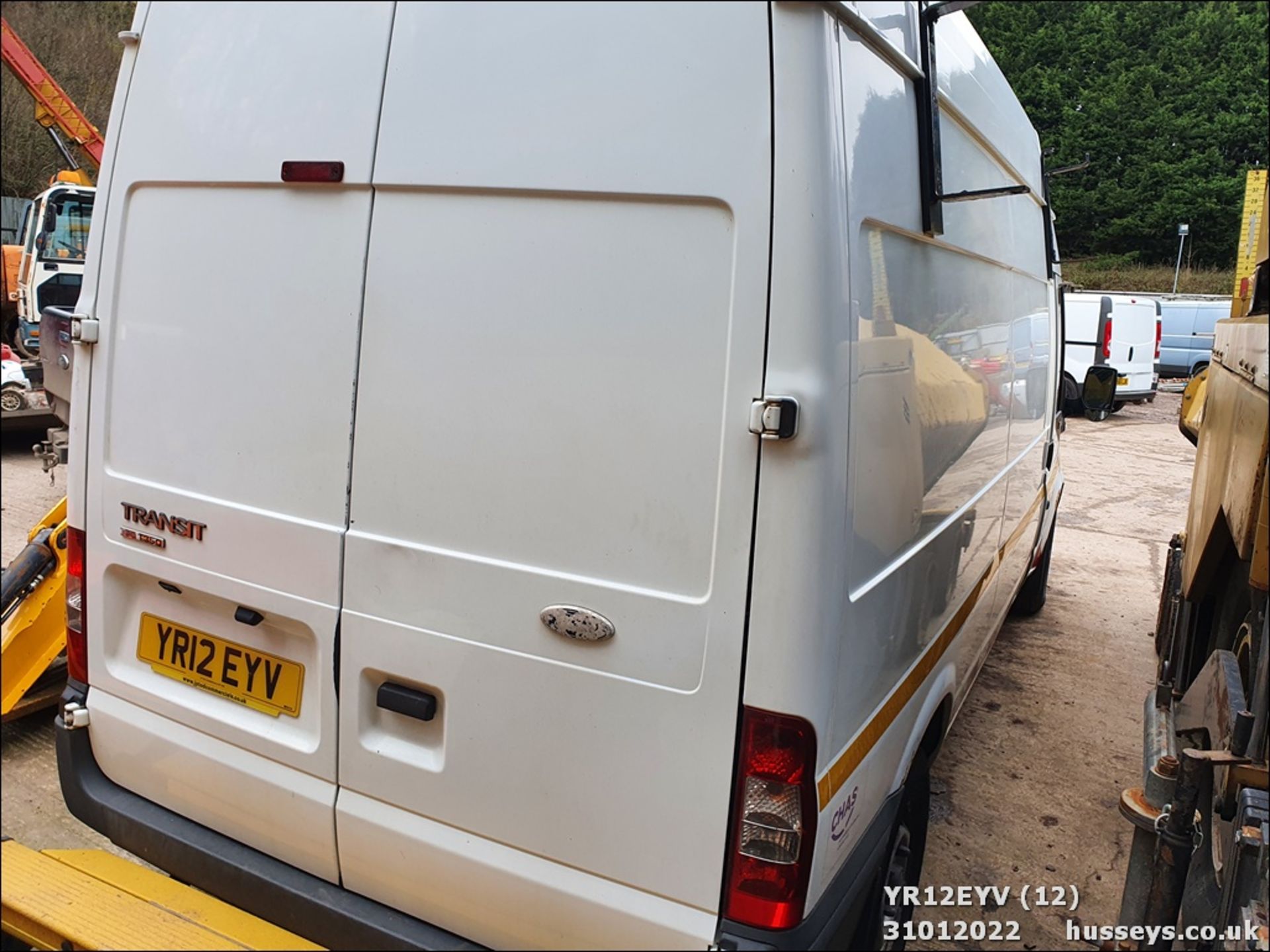 12/12 FORD TRANSIT 100 T350L RWD - 2402cc Van (White) - Image 12 of 22