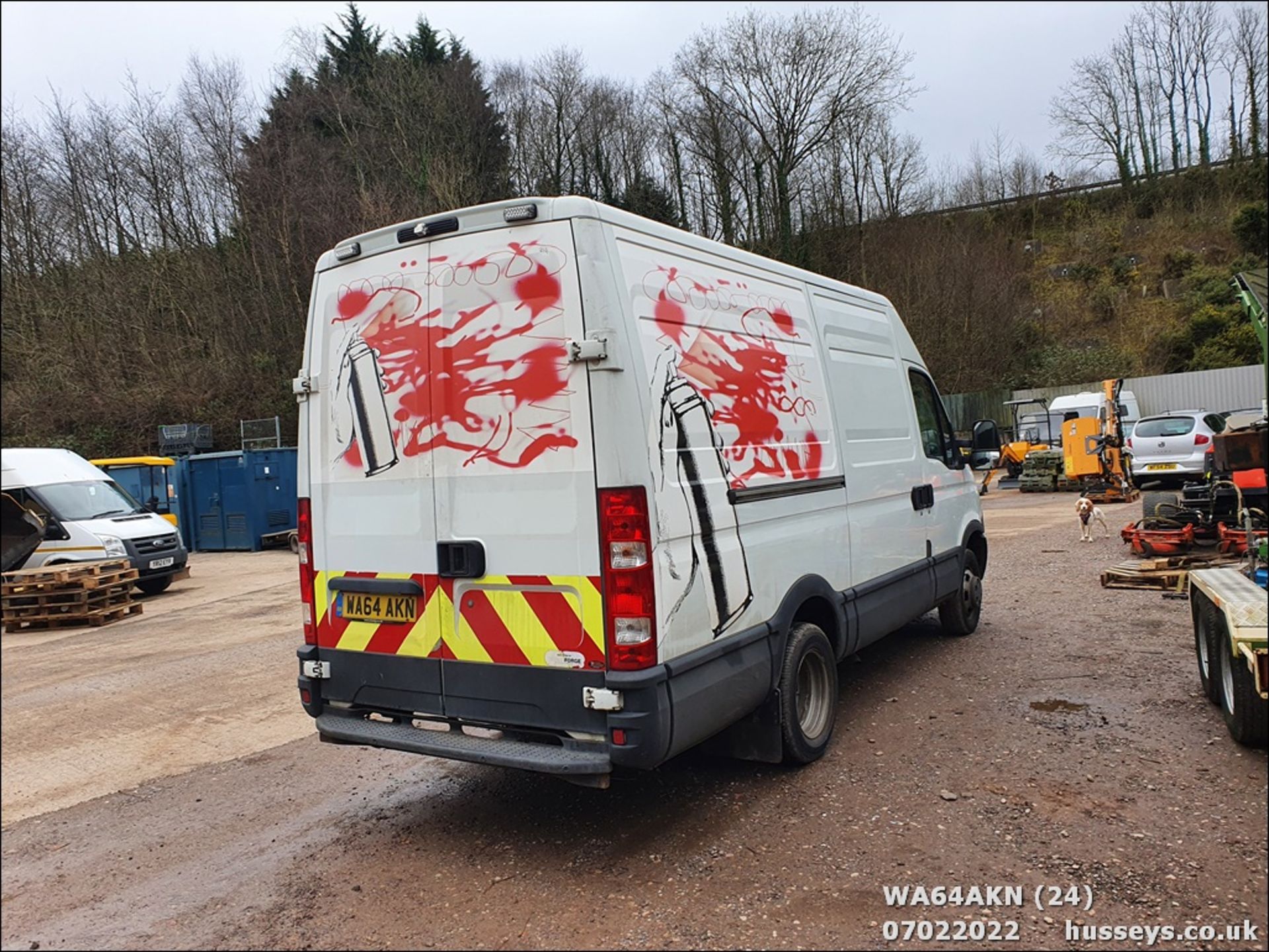 14/64 IVECO DAILY 40C13 - 2287cc 5dr Van (White) - Image 24 of 36