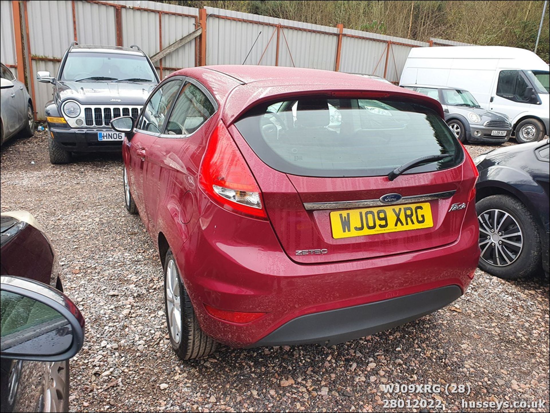 09/09 FORD FIESTA ZETEC 96 - 1388cc 3dr Hatchback (Red, 73k) - Image 28 of 28