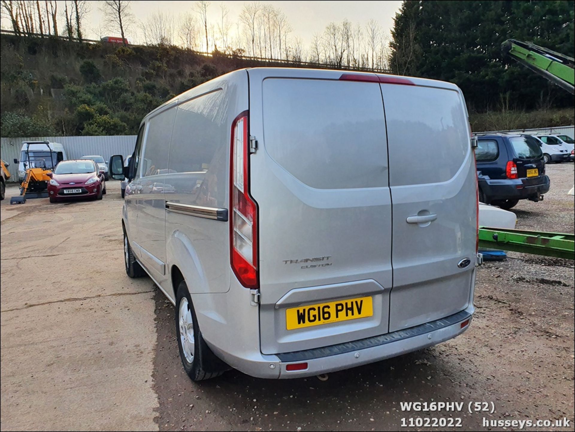 16/16 FORD TRANSIT CUSTOM 290 LTD E- - 2198cc 5dr Van (Silver, 124k) - Image 30 of 47