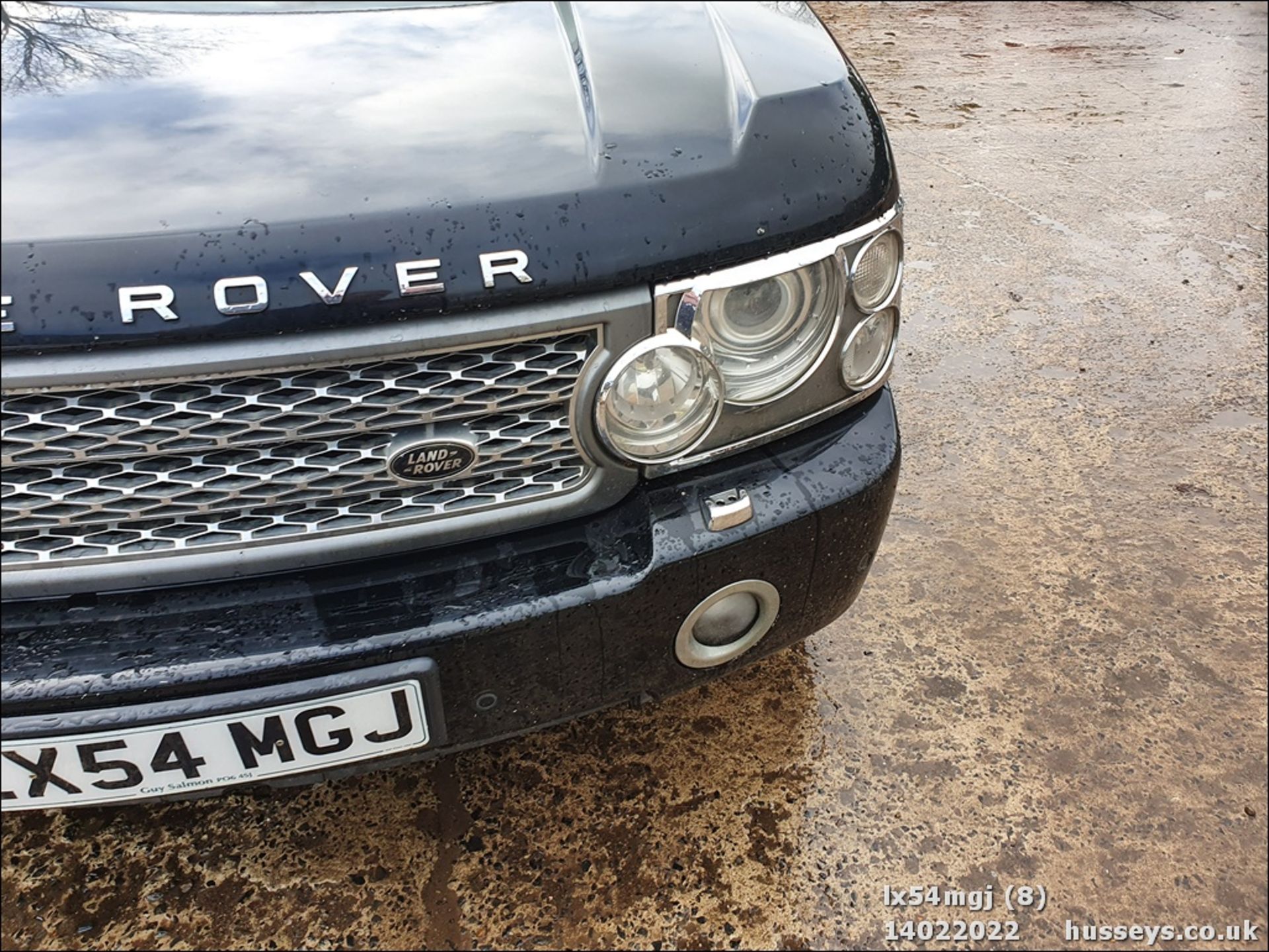 04/54 LAND ROVER RANGE ROVER VOGUE TD6 AUT - 2926cc Estate (Black) - Image 7 of 36